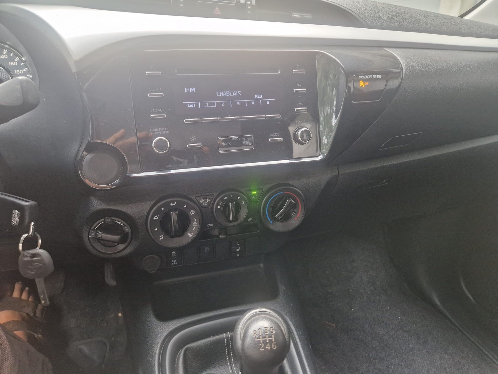 TOYOTA Hilux 2.4D-4D Comfort Double Cab 4x4 - Ponte Fisso in Alluminio "NUOVO" -Gancio Traino KG. 3500-image-10