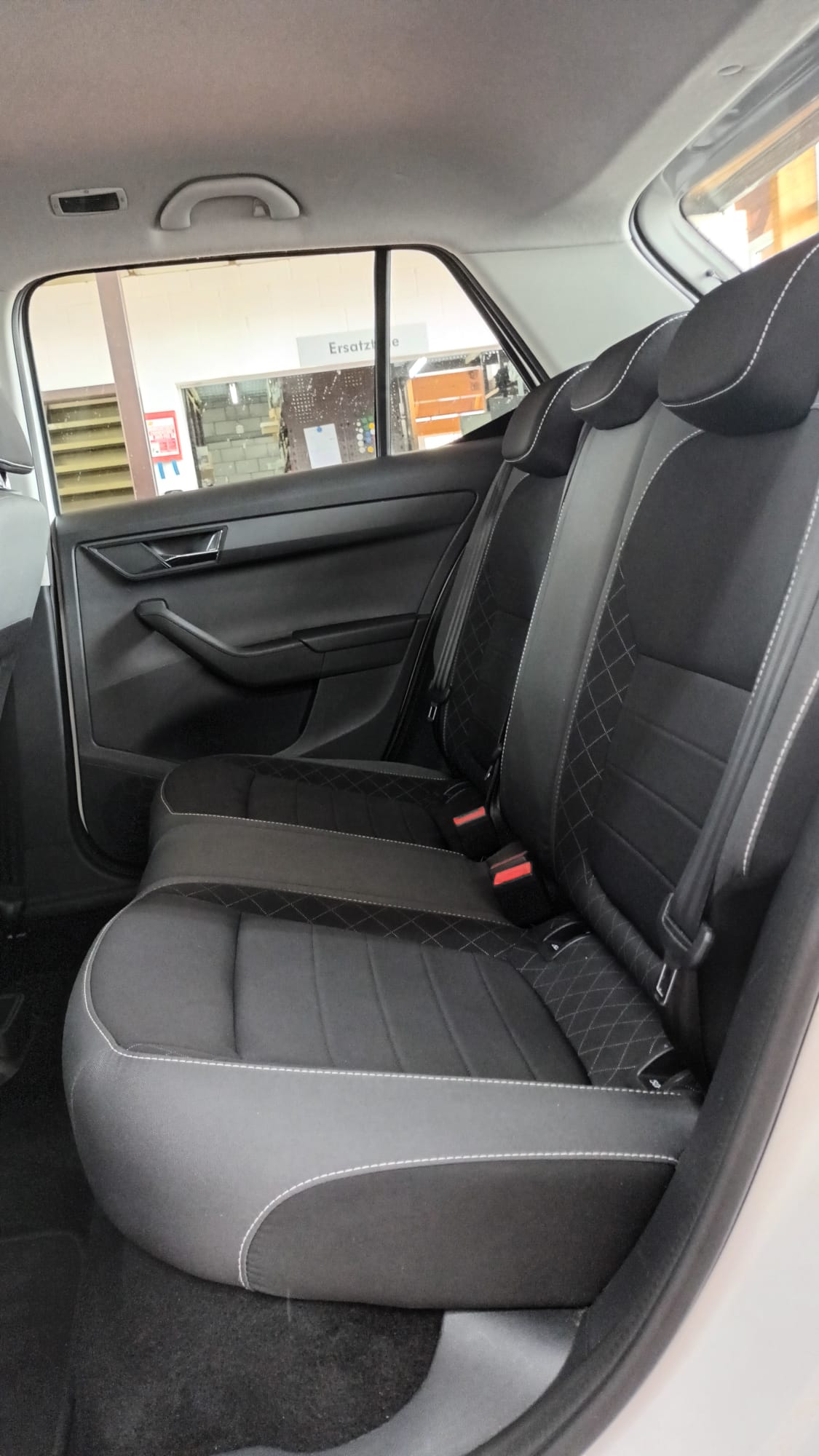 SKODA Fabia 1.0 TSI Ambition DSG-image-13