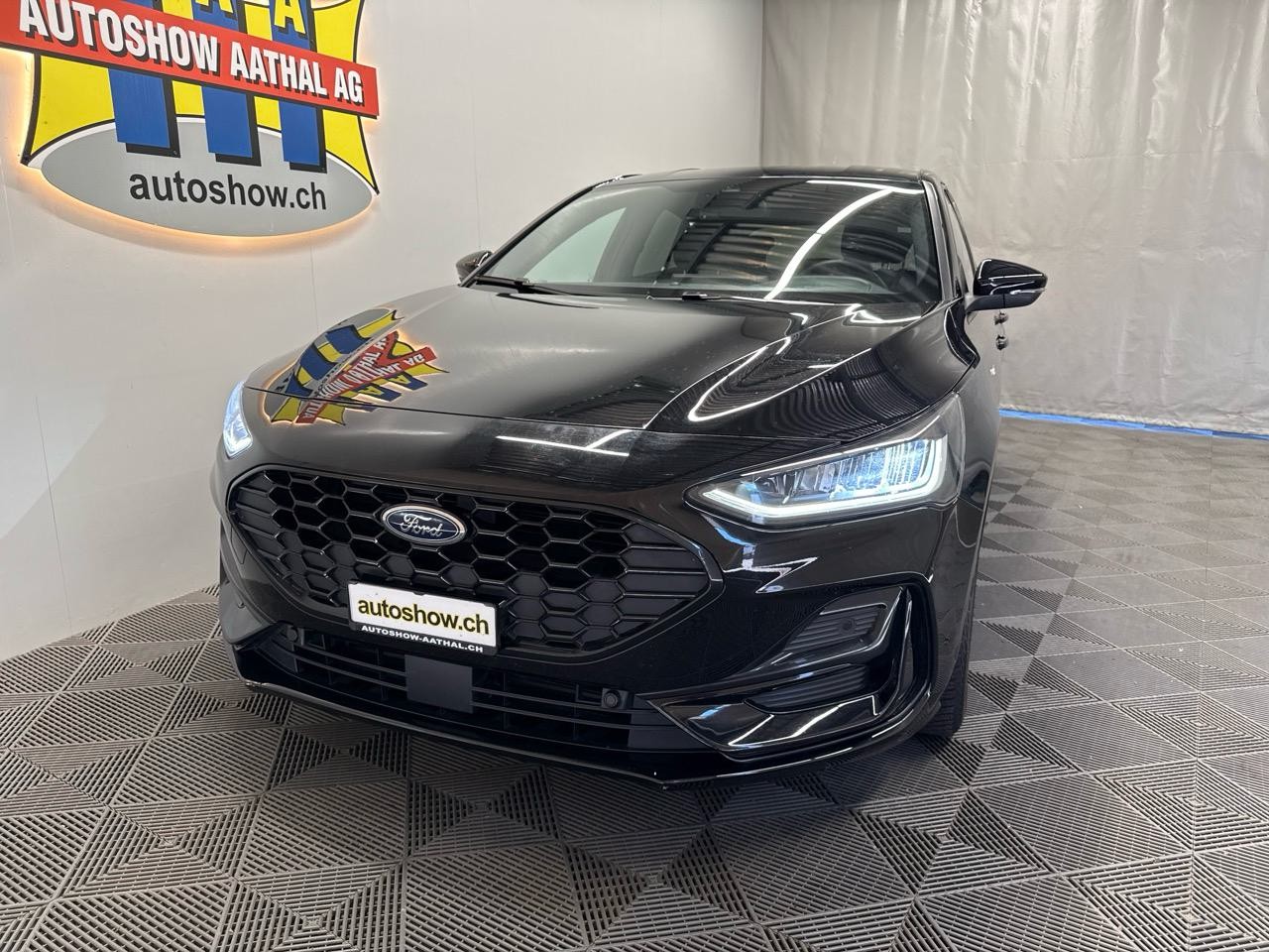 FORD Focus 1.0 MHEV ST-Line Automat-image-14