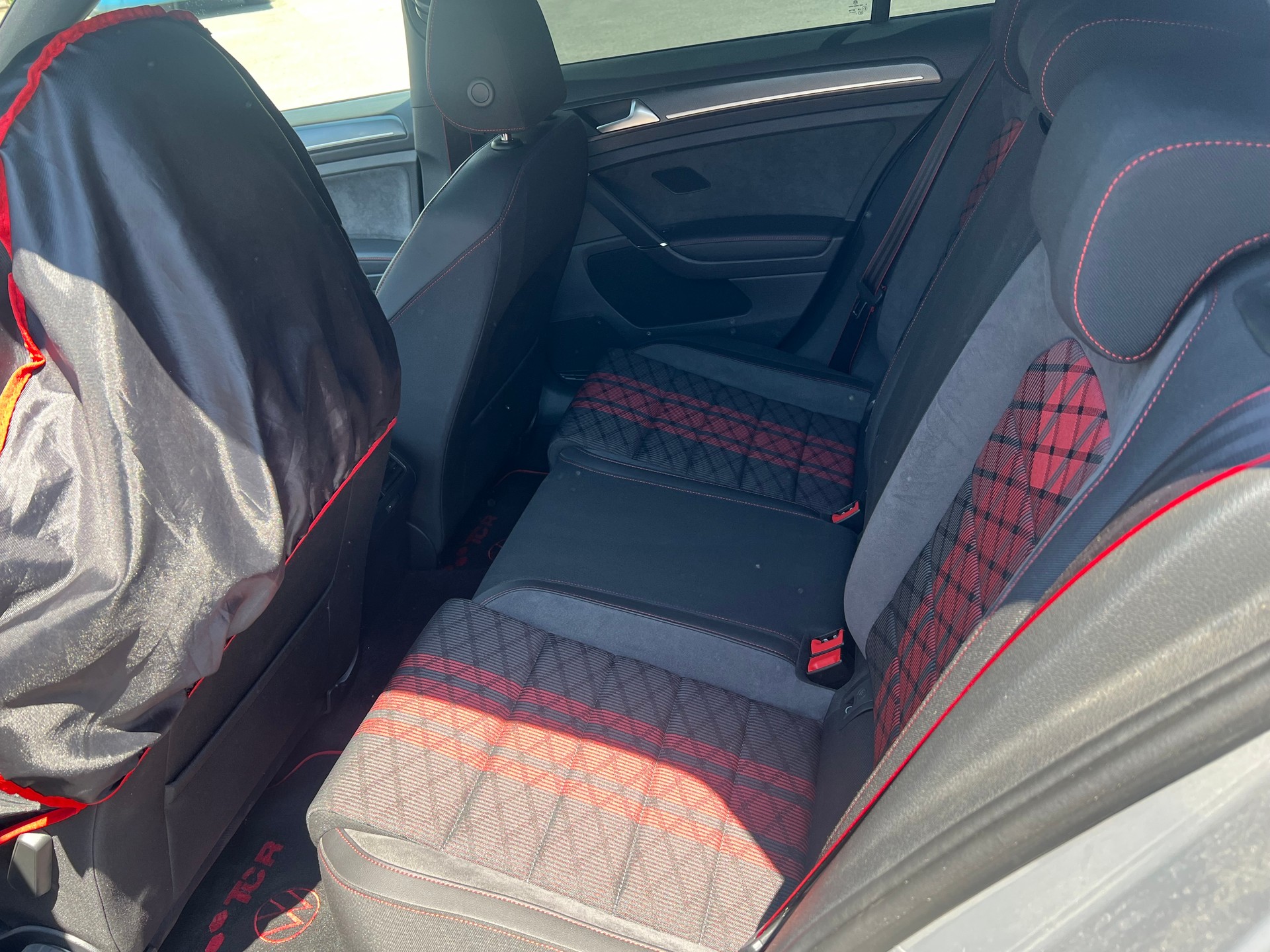 VW 2.0 TSI GTI TCR DSG-image-5