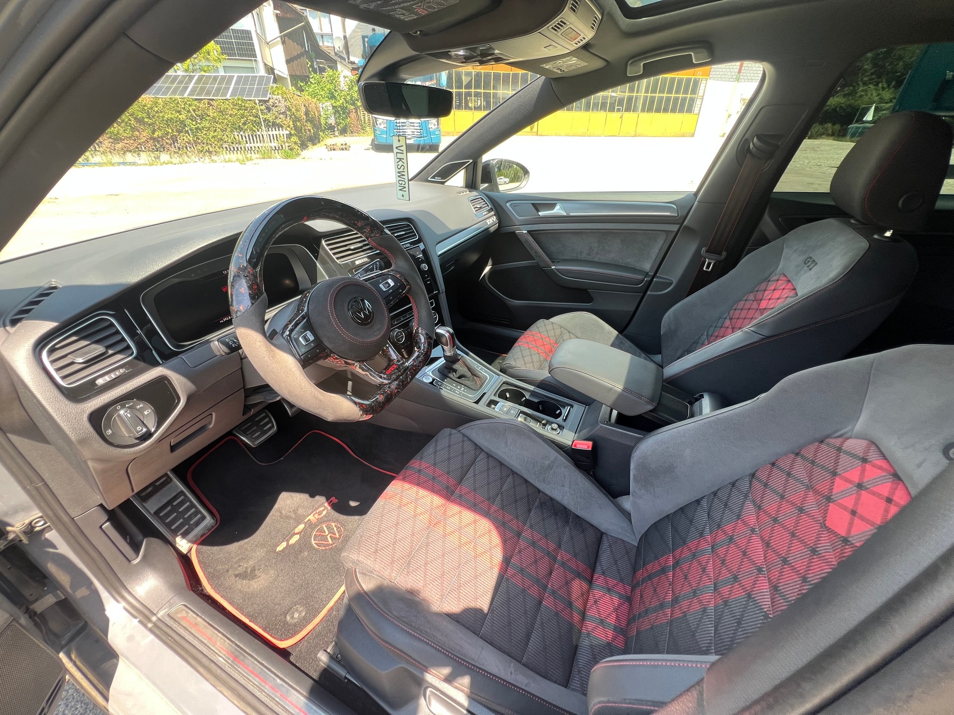 VW 2.0 TSI GTI TCR DSG-image-3