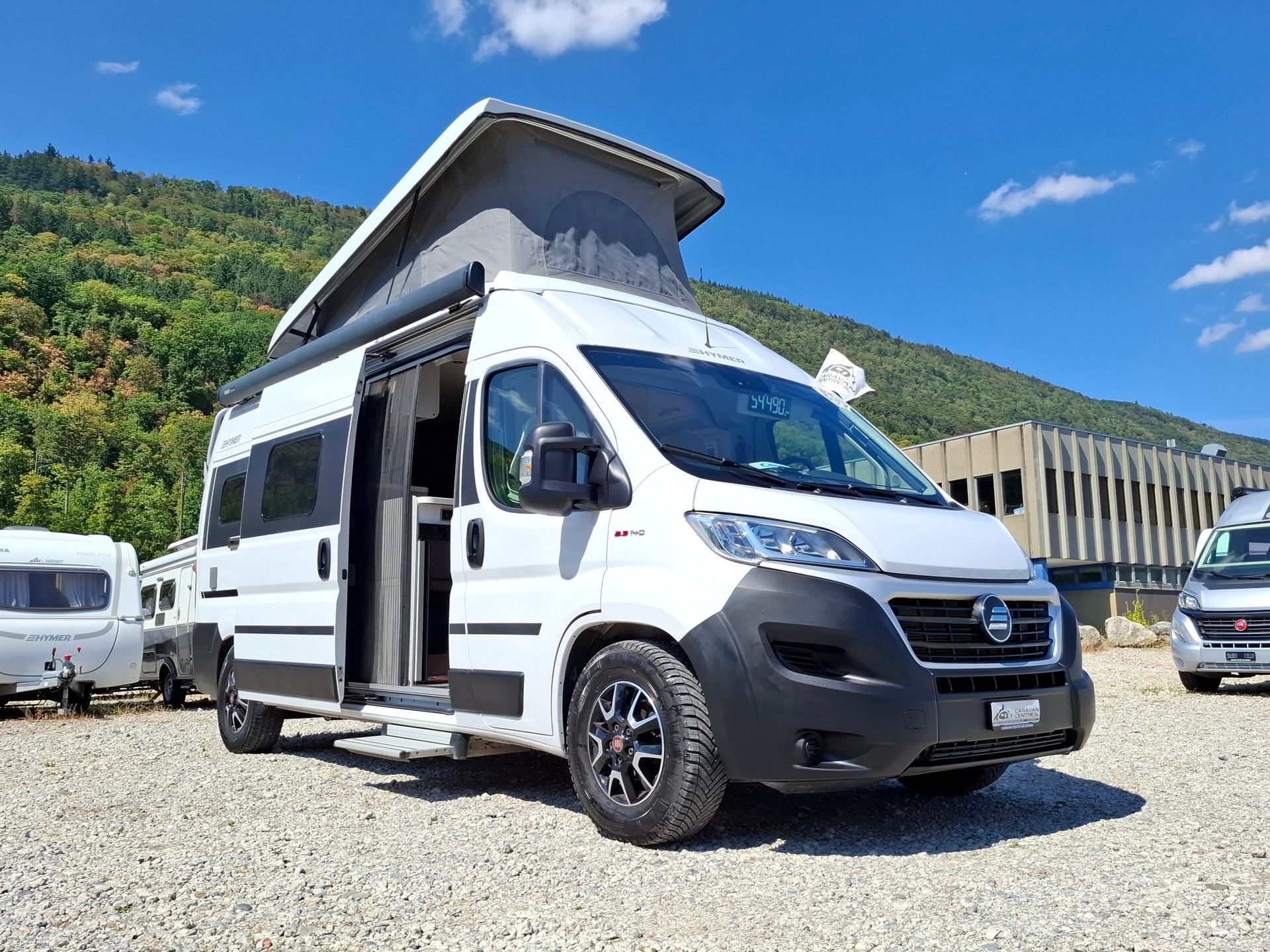 HYMER FREE 602 - Schlafdach, Längsbett, Solar, Lithium, etc.