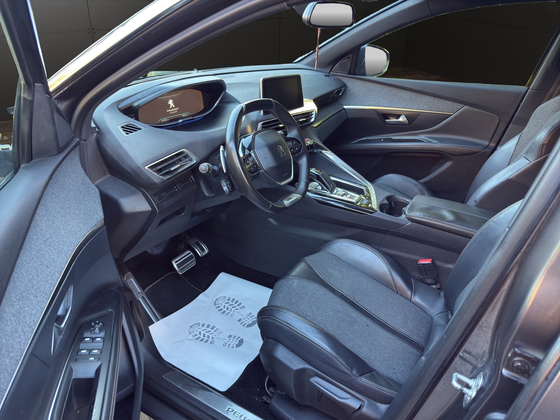 PEUGEOT PEUGEOT 3008 1.6 GT - Line-image-12