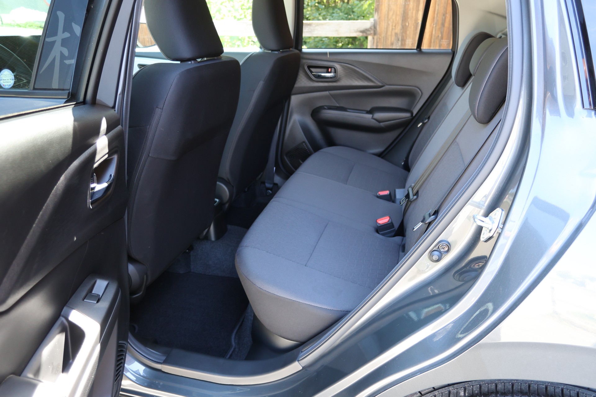 SUZUKI Swift 1.2 Sakura Top Hybrid Automat-image-11