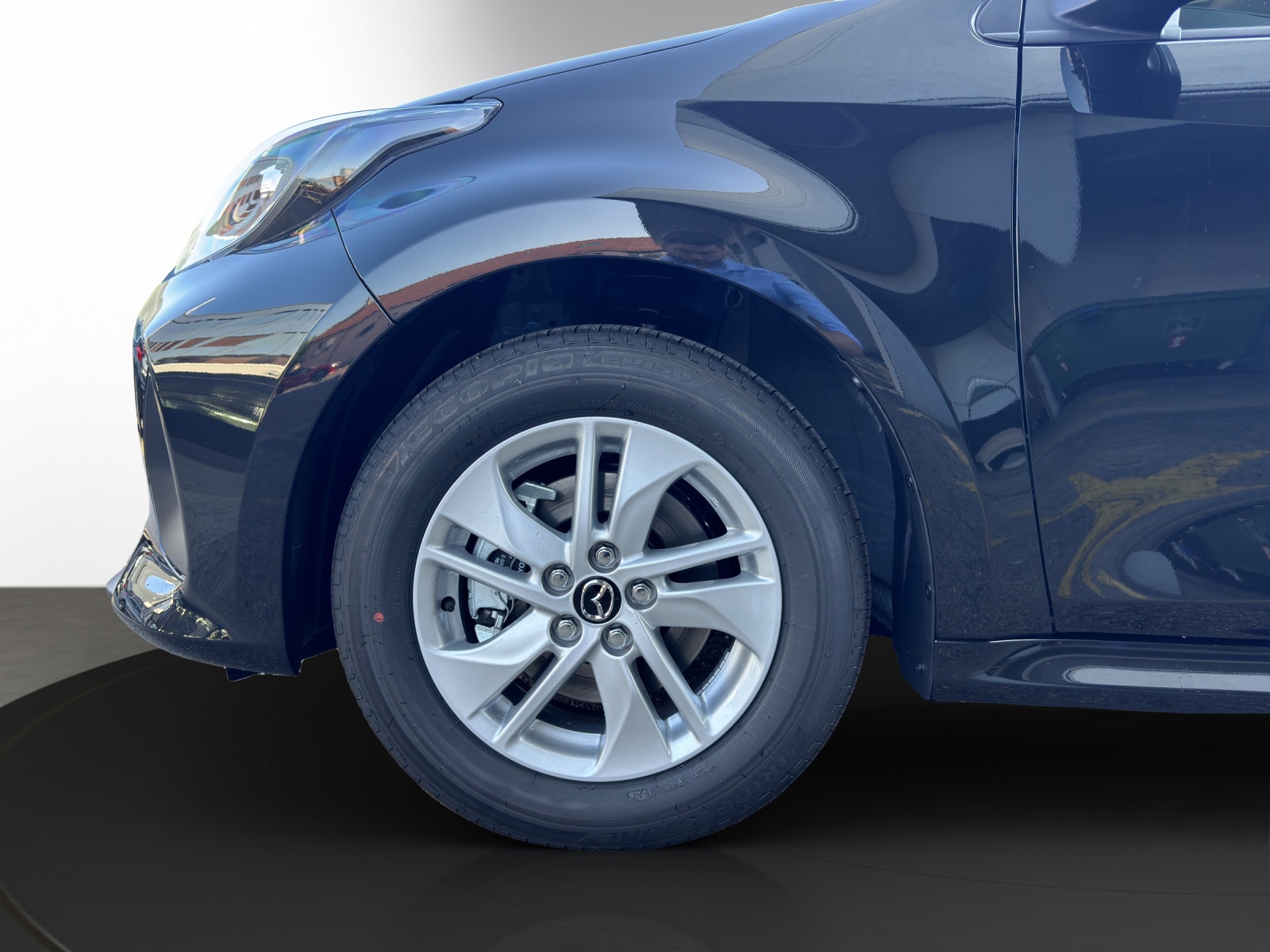 MAZDA 2 Hybrid Centre-Line-image-6