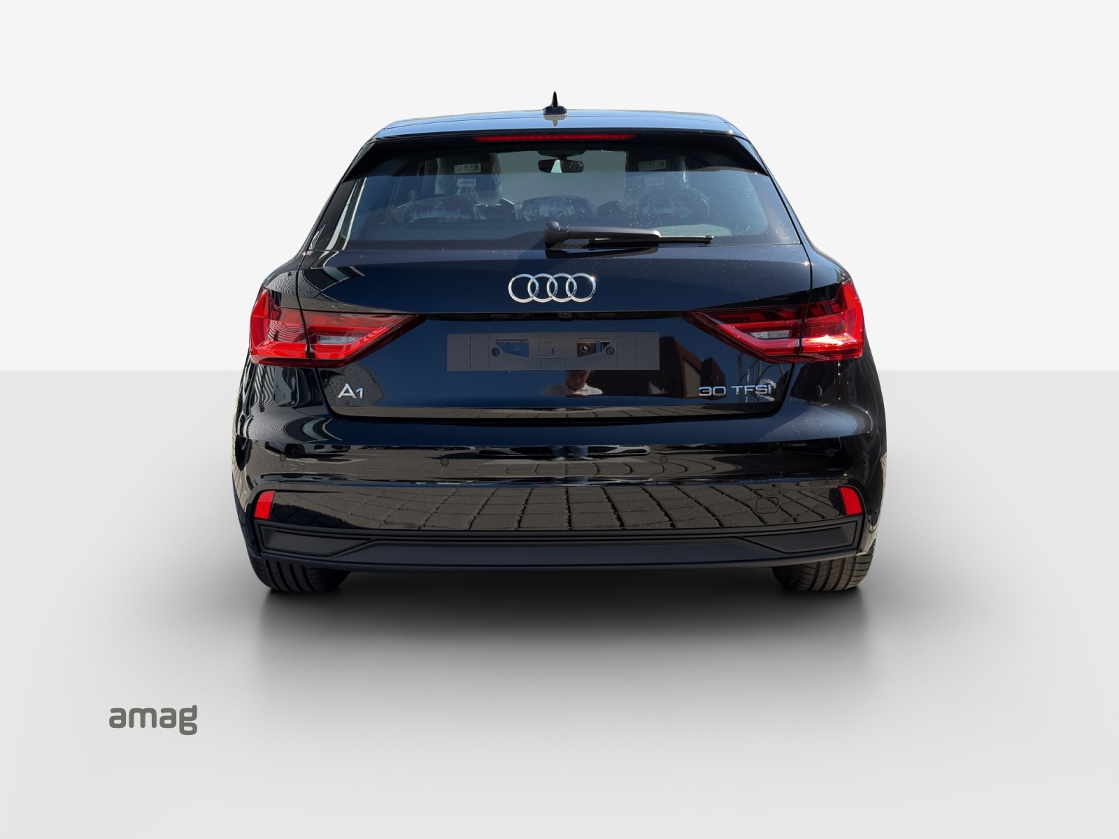 AUDI A1 Sportback 30 TFSI Attraction S-tronic-showroom-element-2