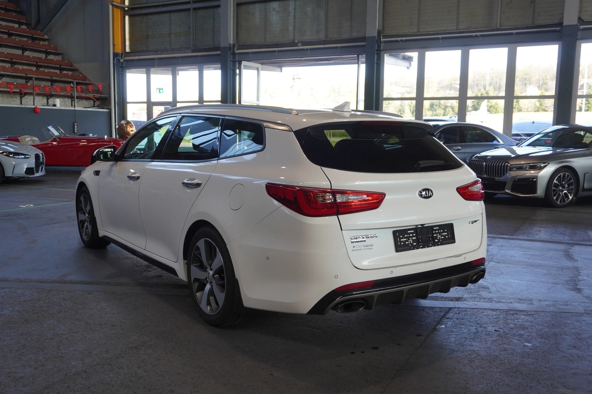 KIA Optima SW 2.0 T-GDI Style GT Automat-showroom-element-2