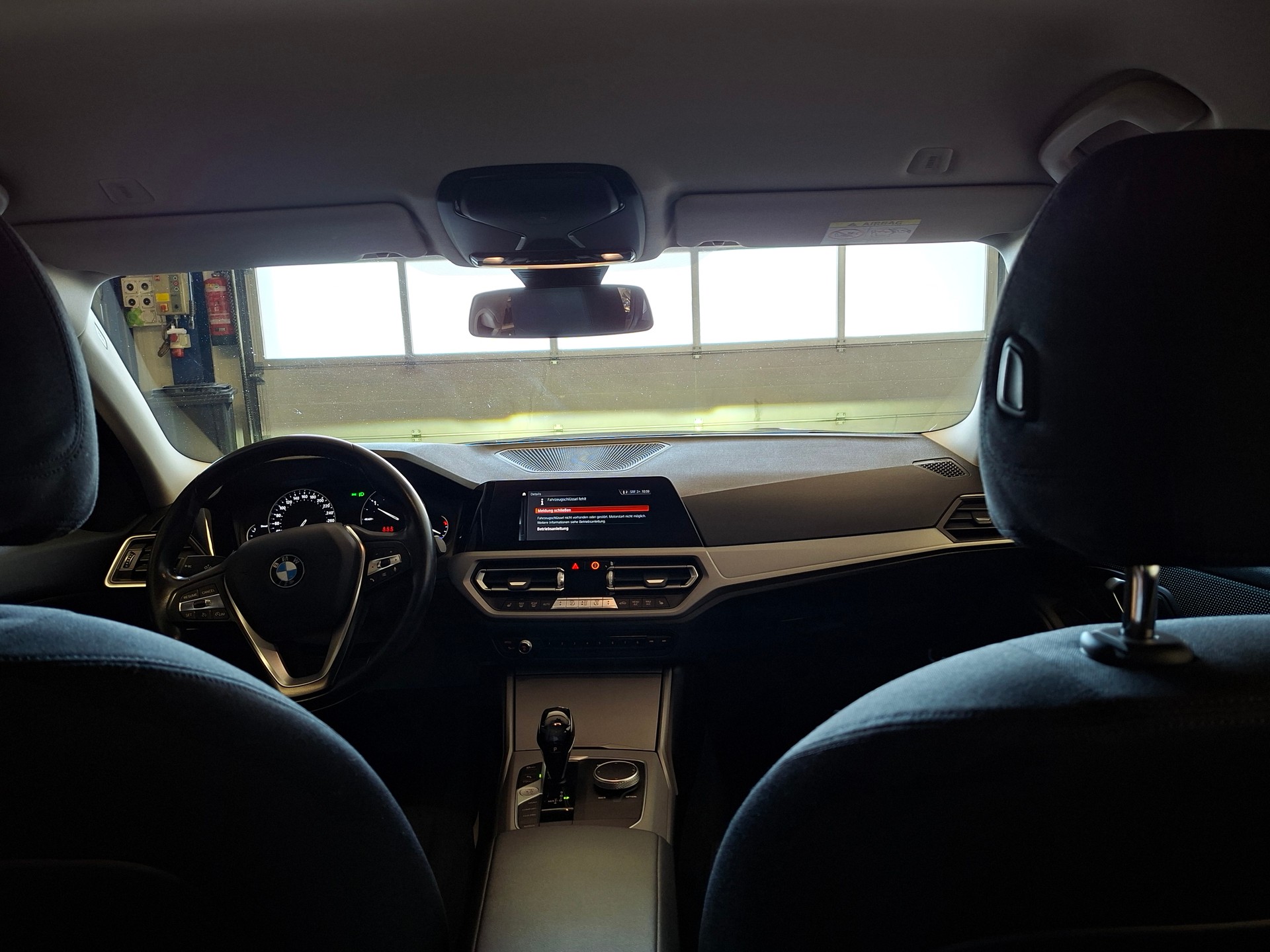 BMW 320d xDrive Touring Steptronic-image-6