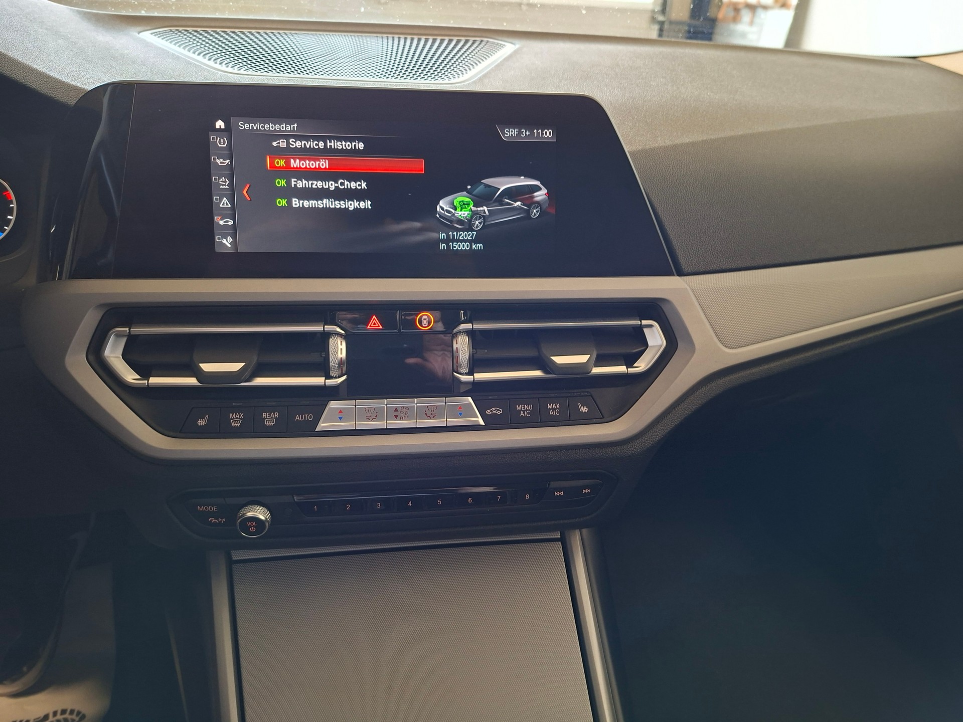 BMW 320d xDrive Touring Steptronic-image-11