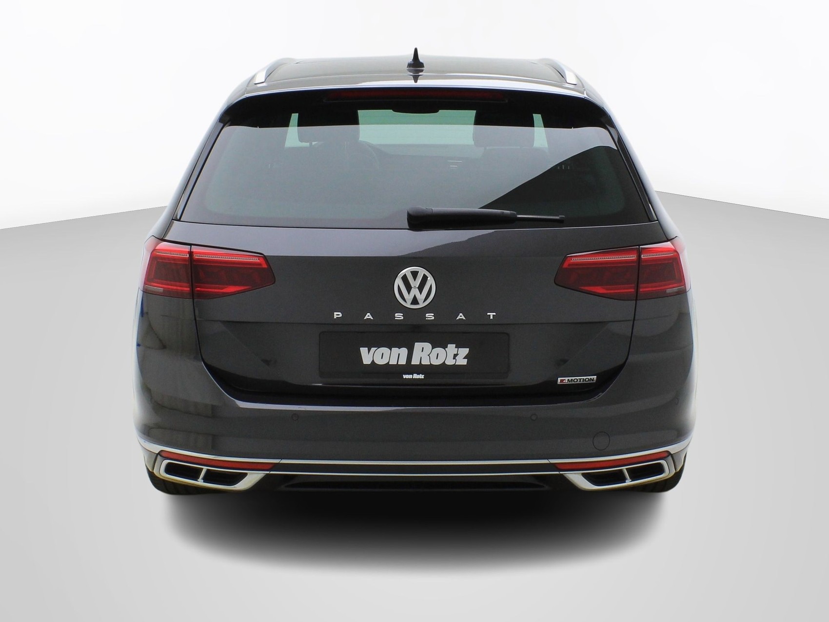VW Passat Variant 2.0 TDI DSG R-Line 4Motion-image-3