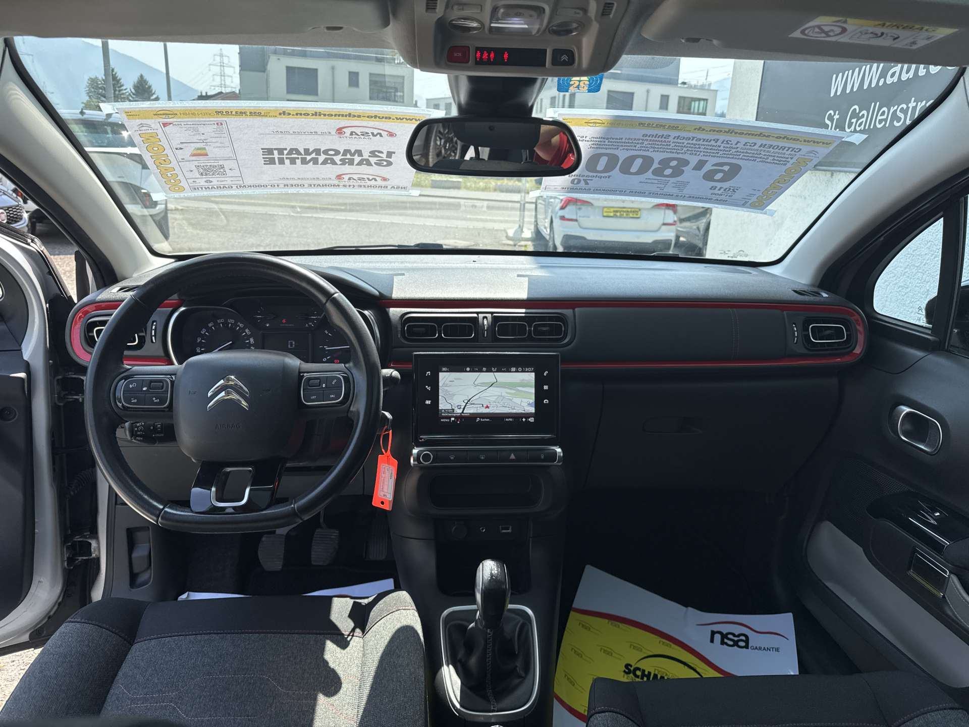 CITROEN C3 1.2i PureTech Shine-image-5