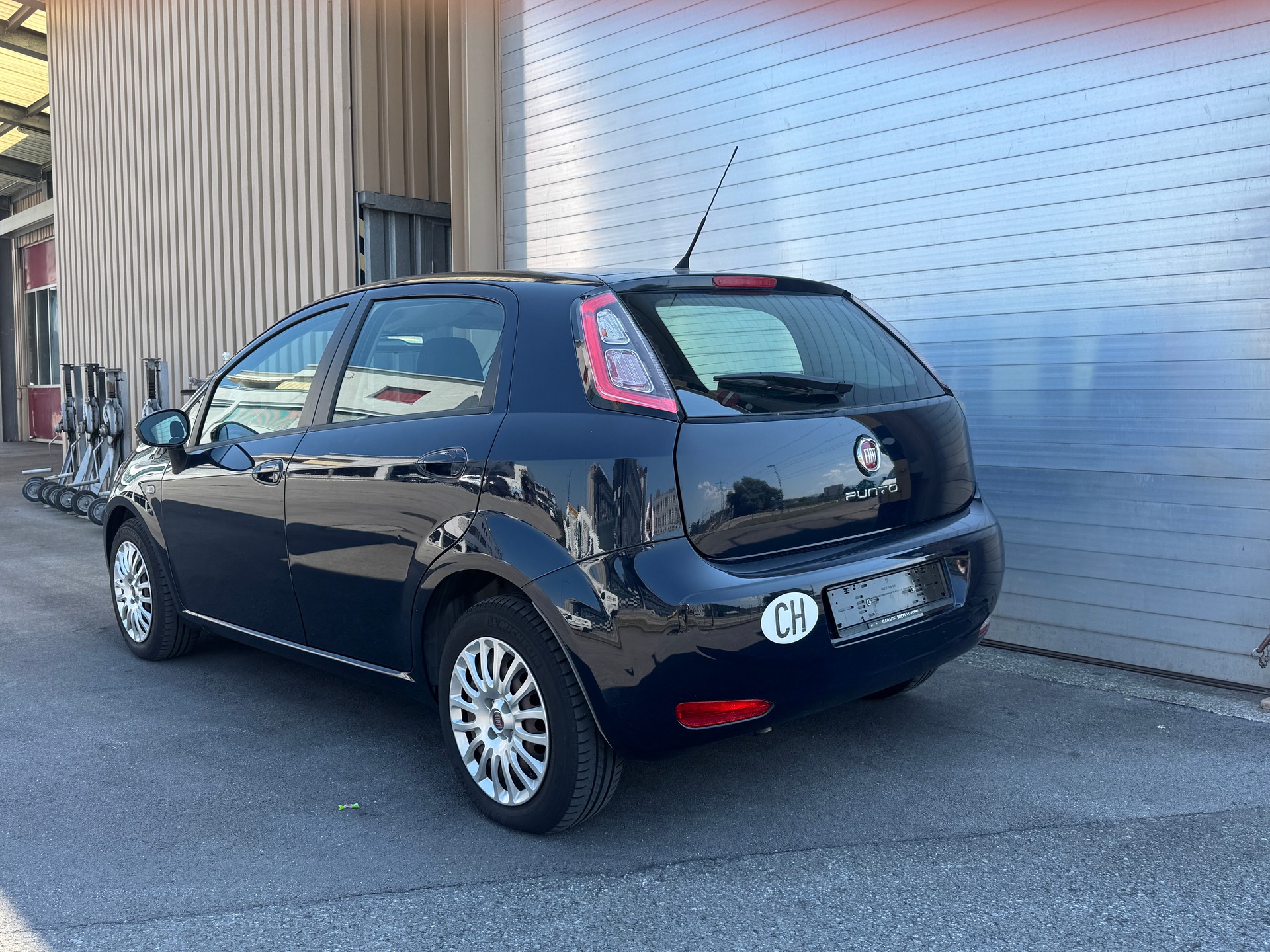 FIAT Punto 1.2 Pop Star-image-3