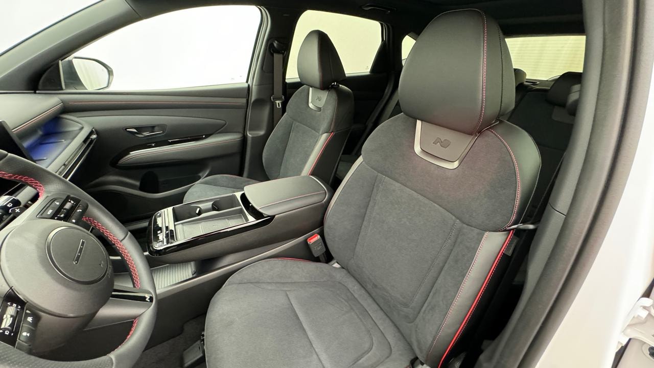 HYUNDAI Tucson 1.6 TGDI HEV N-Line 4WD-image-4