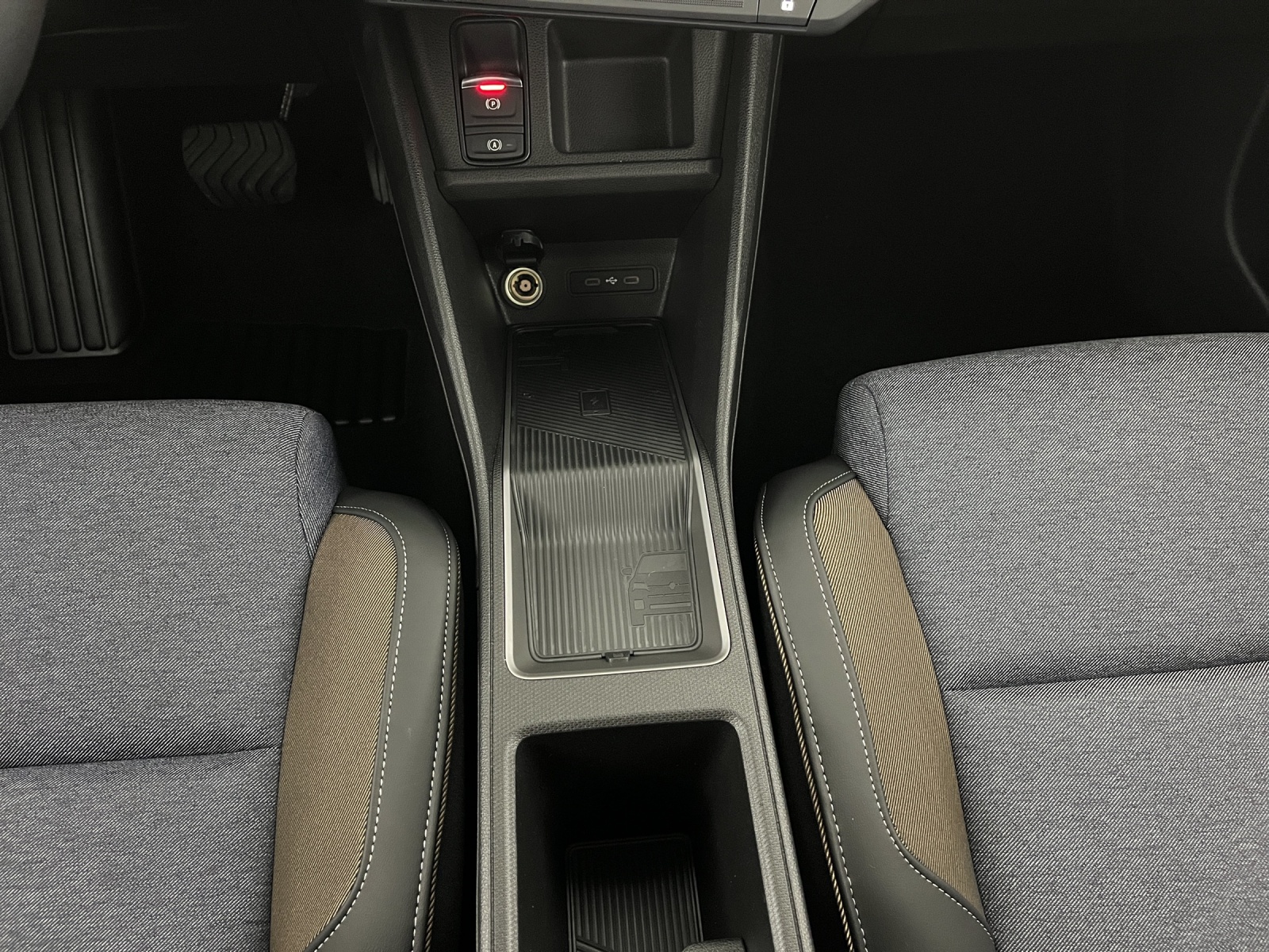 RENAULT R5 E-Tech Comfort Range techno-image-13