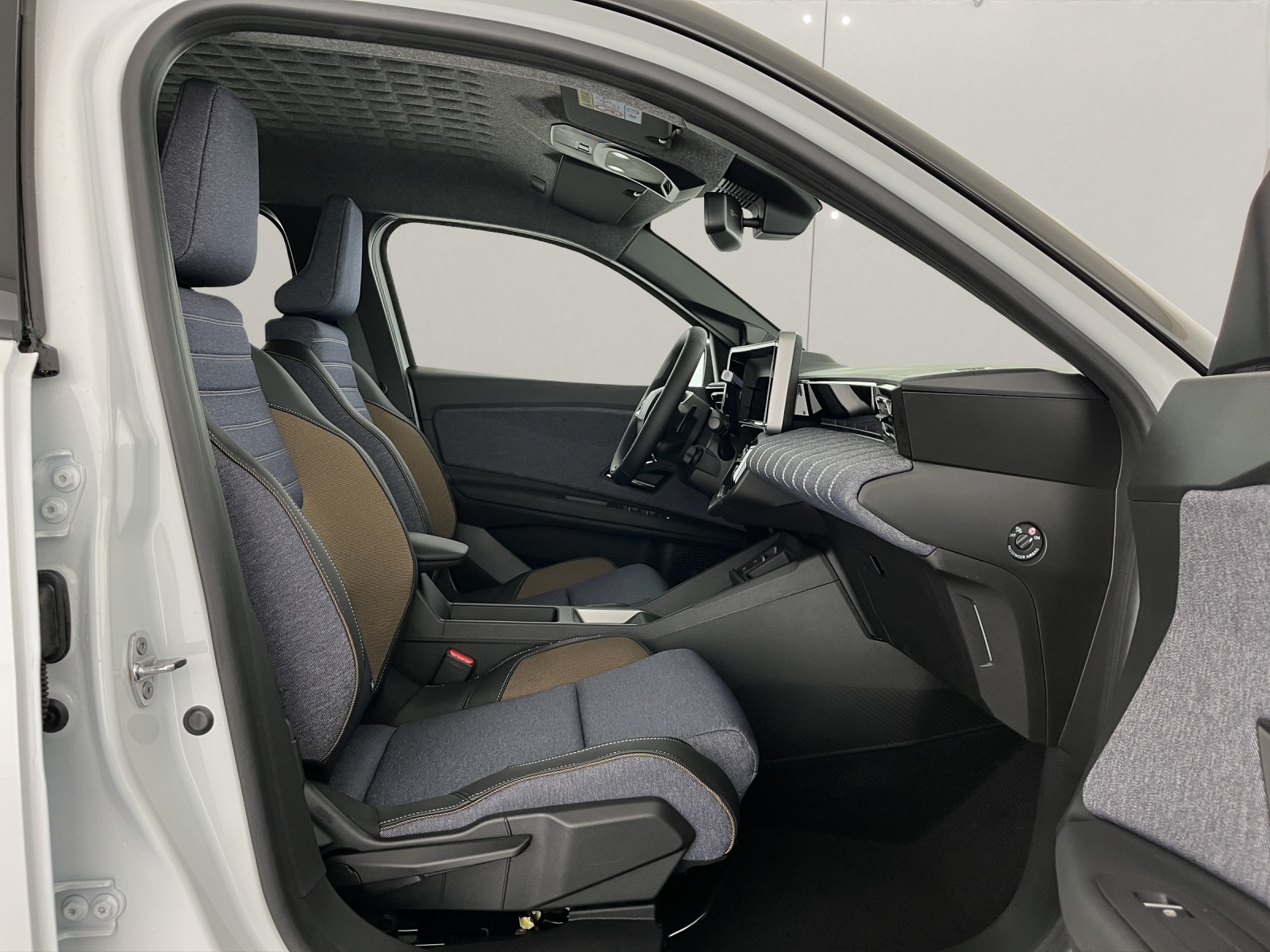 RENAULT R5 E-Tech Comfort Range techno-image-15