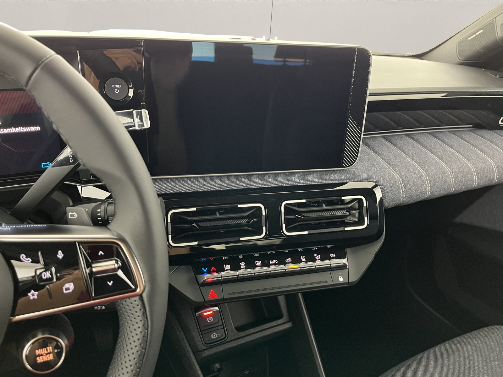 RENAULT R5 E-Tech Comfort Range techno-image-11