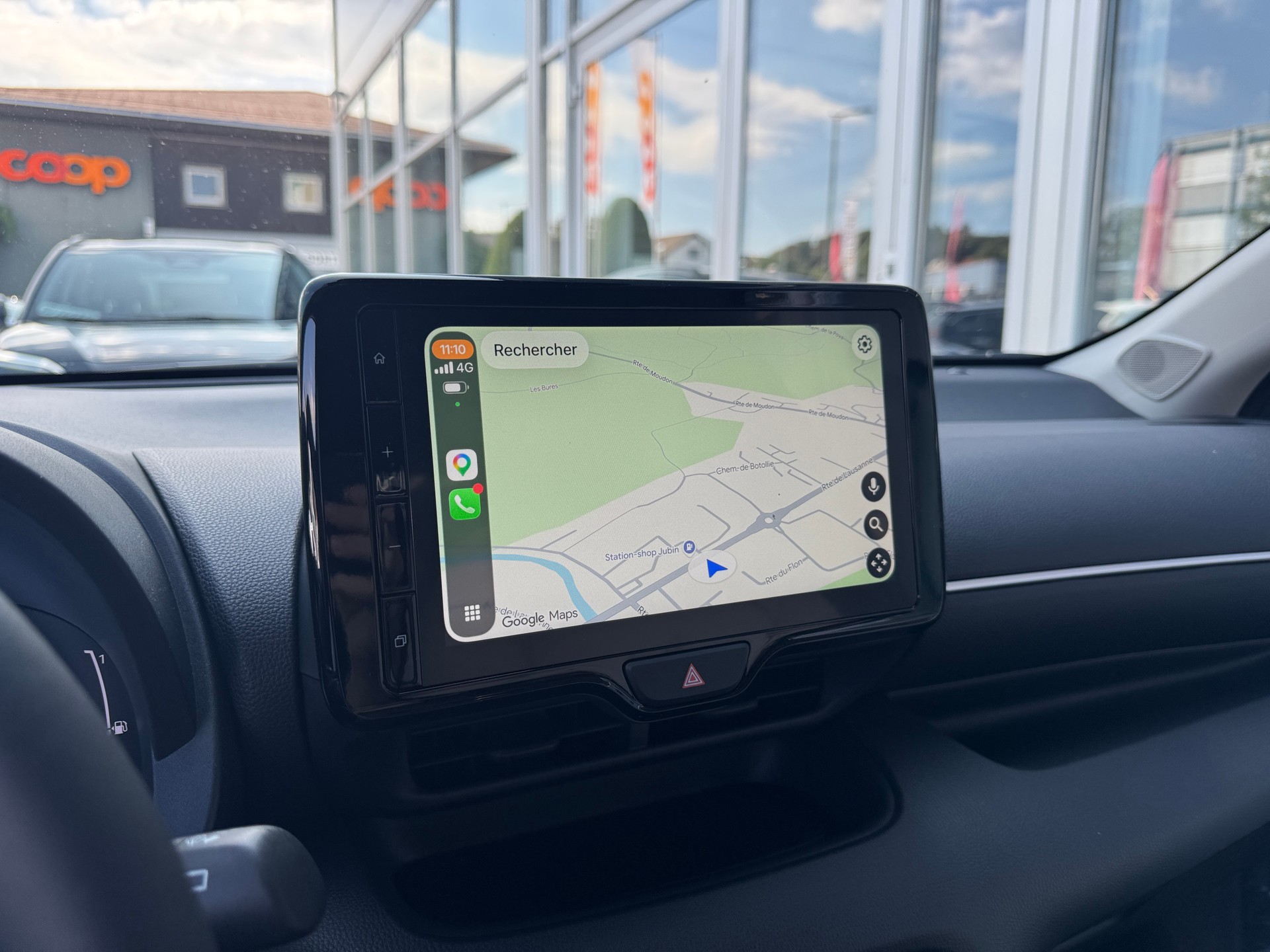 TOYOTA Yaris 1.5 Trend e-CVT-image-18