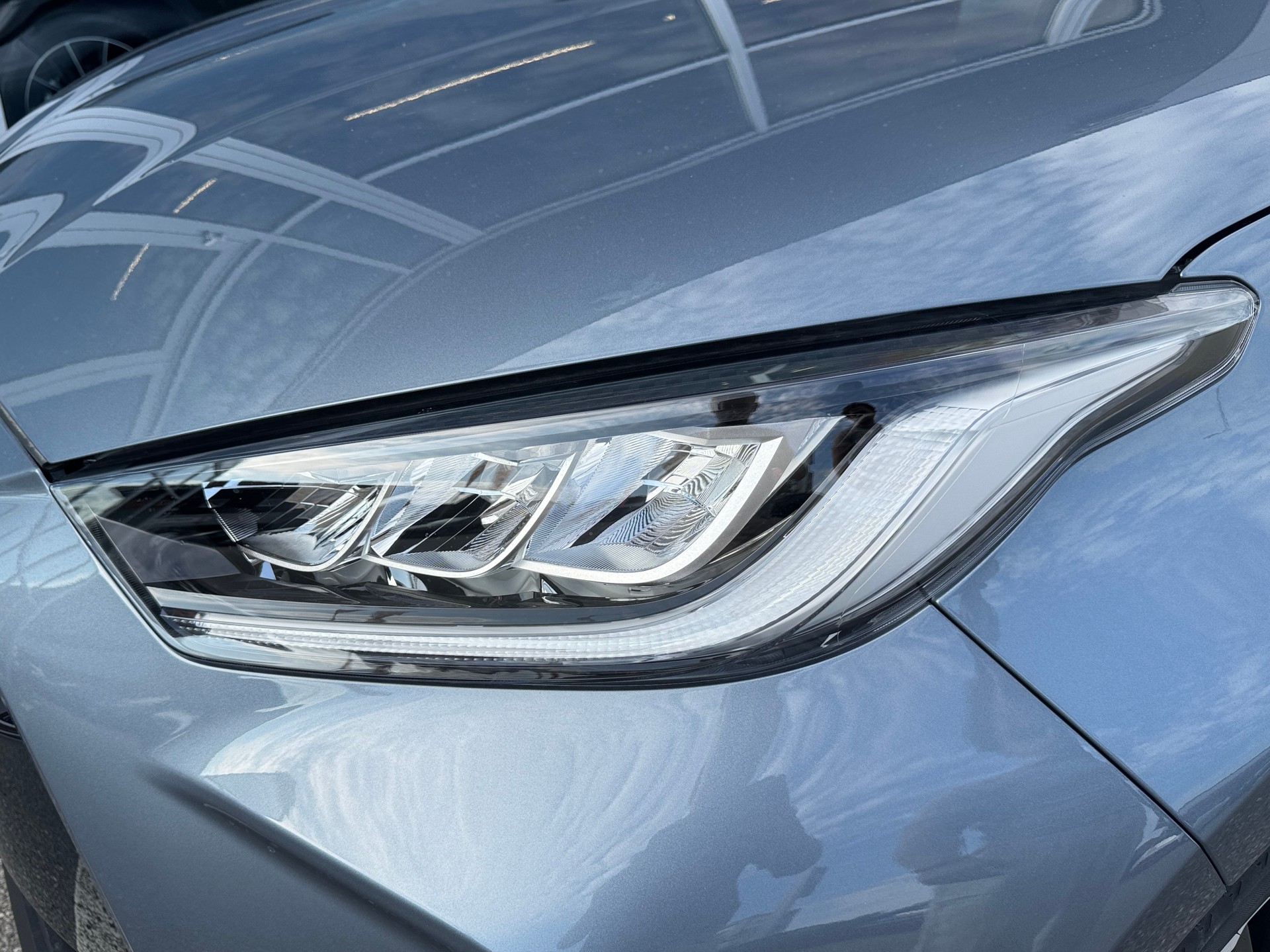 TOYOTA Yaris 1.5 Trend e-CVT-image-3