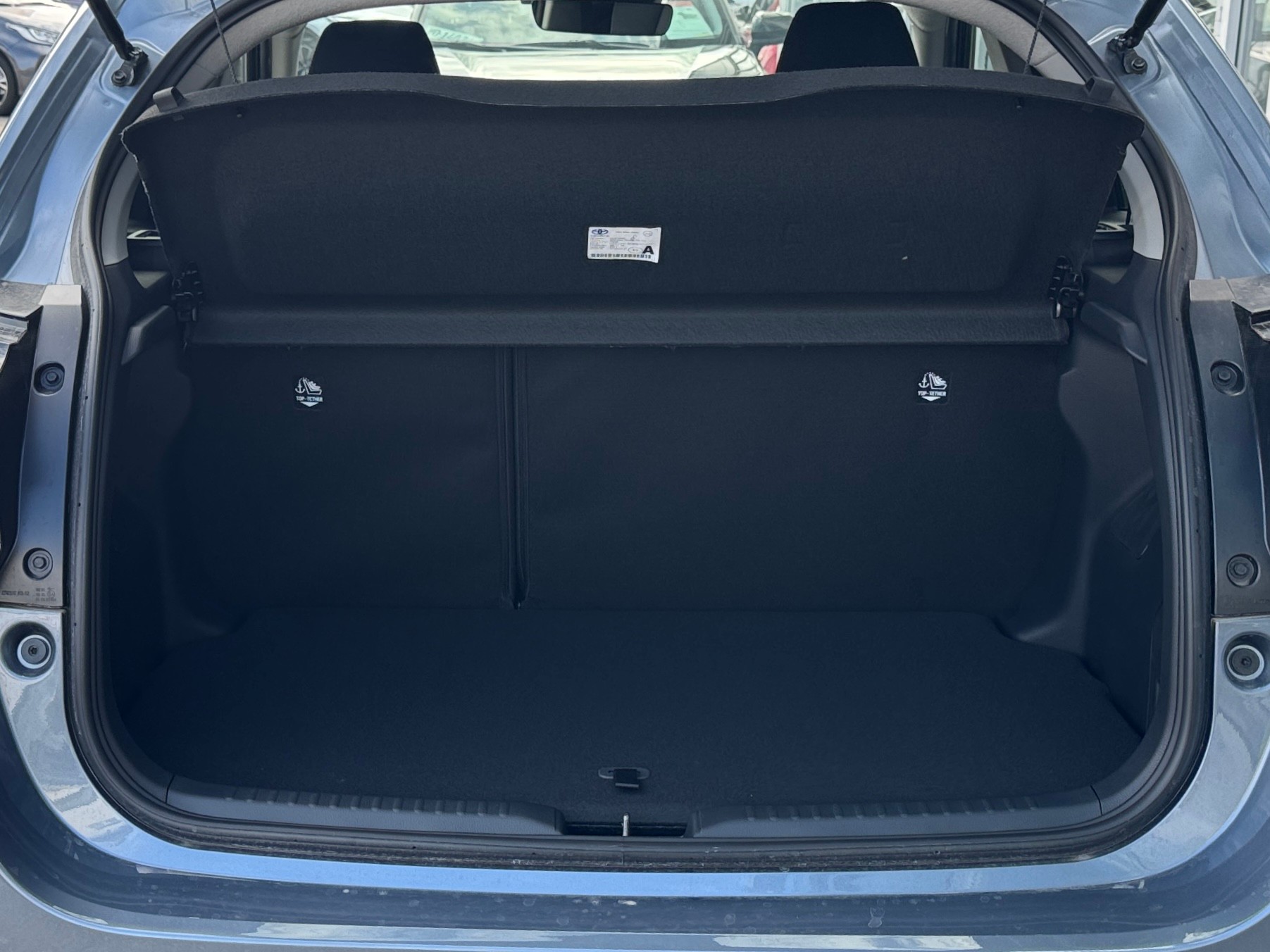 TOYOTA Yaris 1.5 Trend e-CVT-image-8