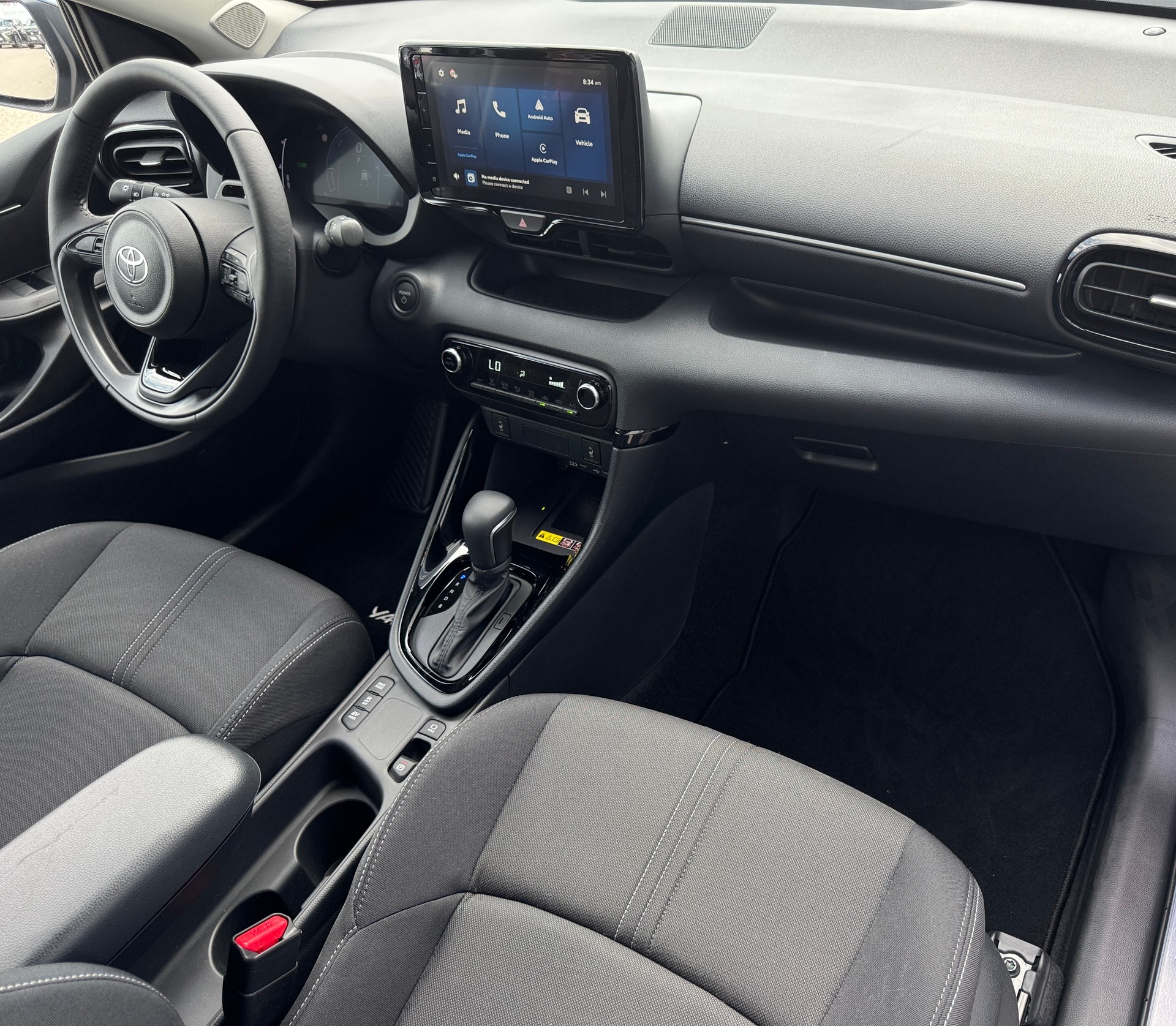 TOYOTA Yaris 1.5 Trend e-CVT-image-11