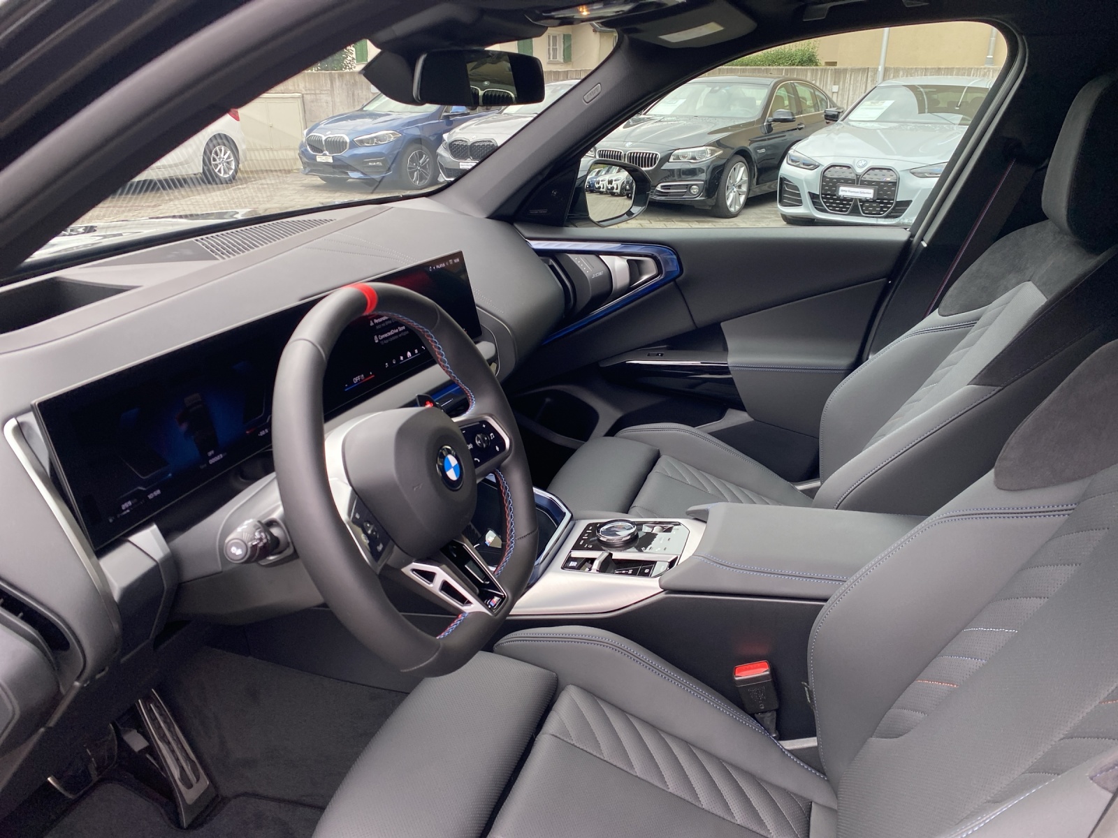 BMW X3 M50i-image-21