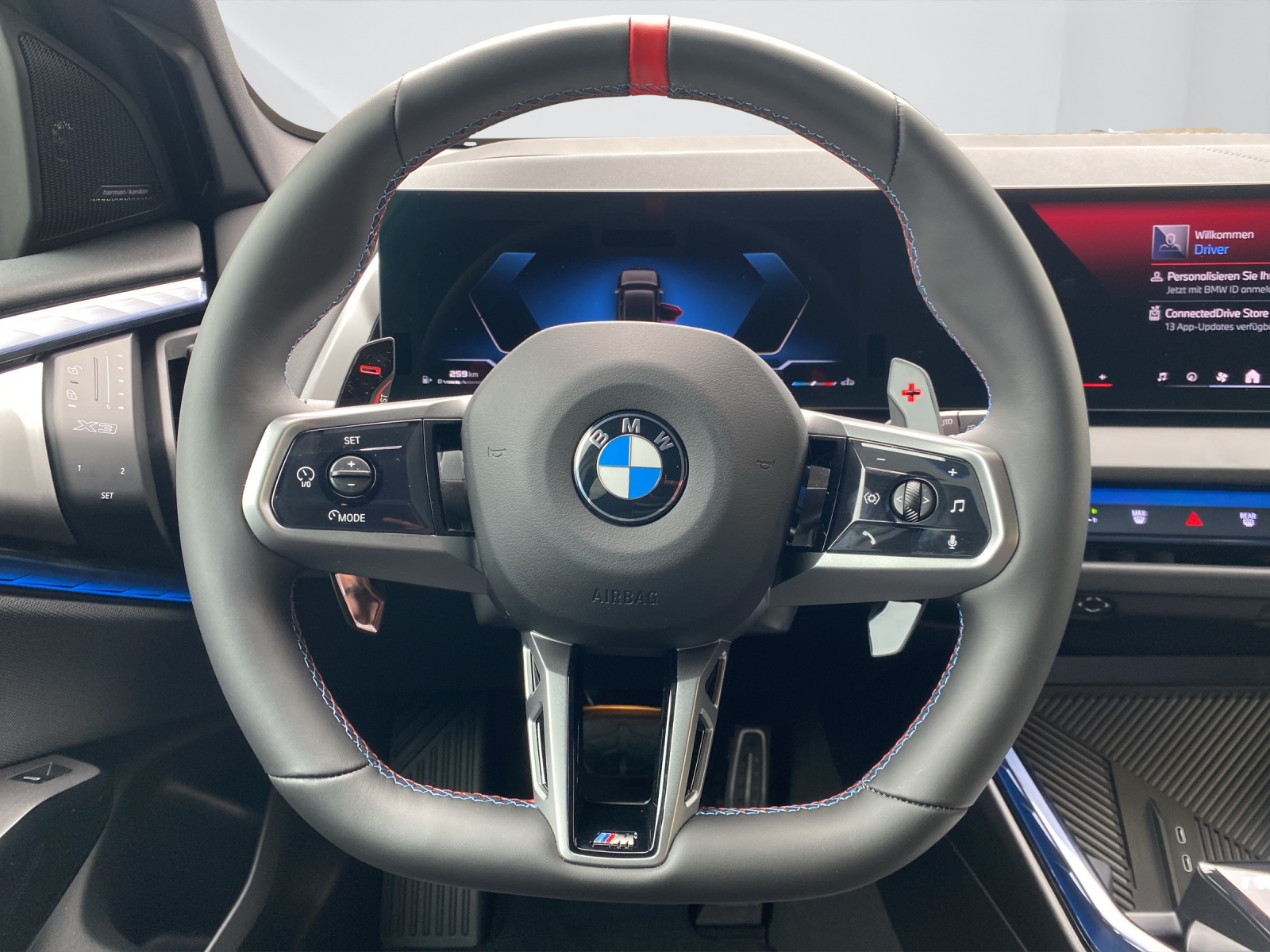 BMW X3 M50i-image-16