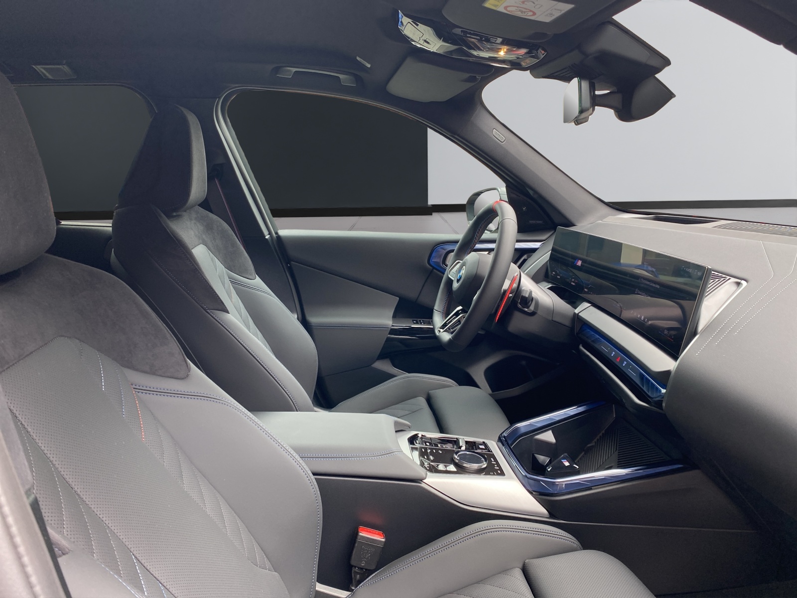 BMW X3 M50i-image-13