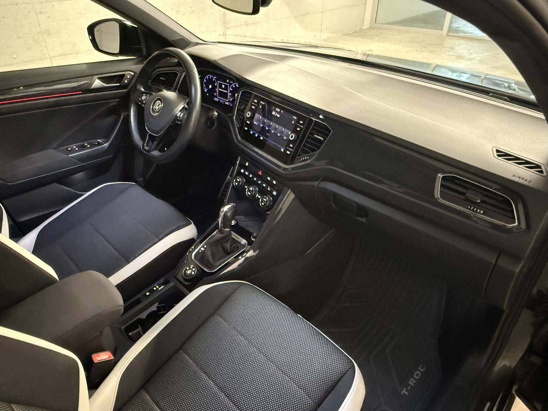 VW T-Roc 1.5 TSI EVO Sport DSG 4Motion-image-10