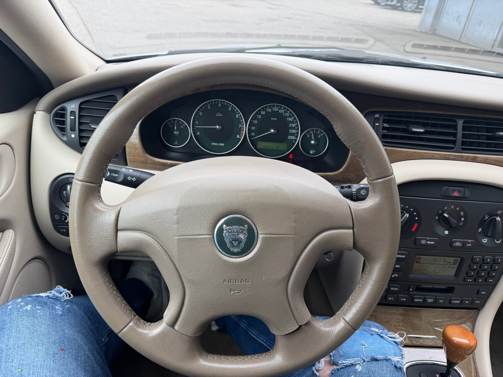 JAGUAR X-Type 2.5 V6 Traction4-image-13