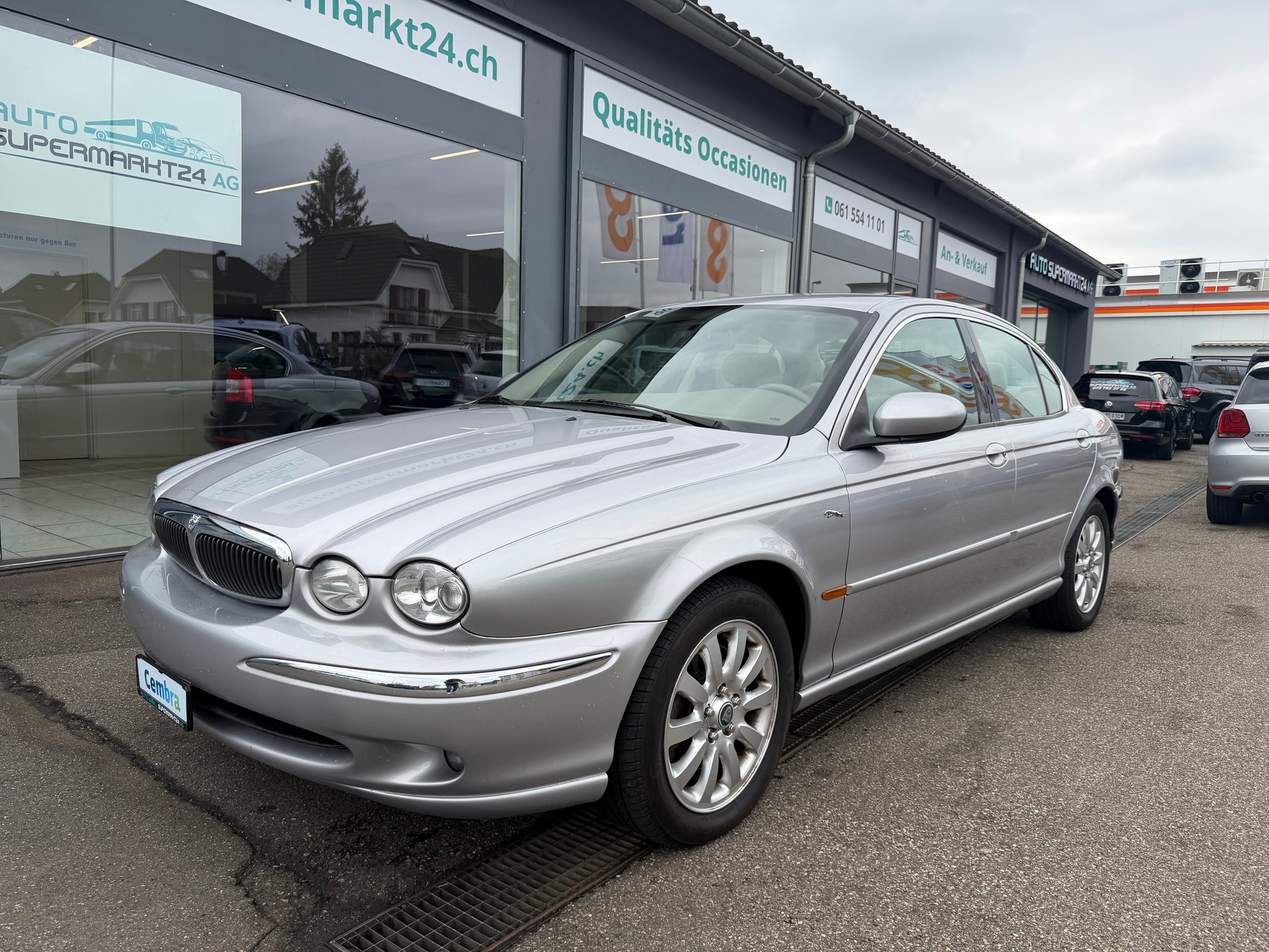 JAGUAR X-Type 2.5 V6 Traction4-image-1