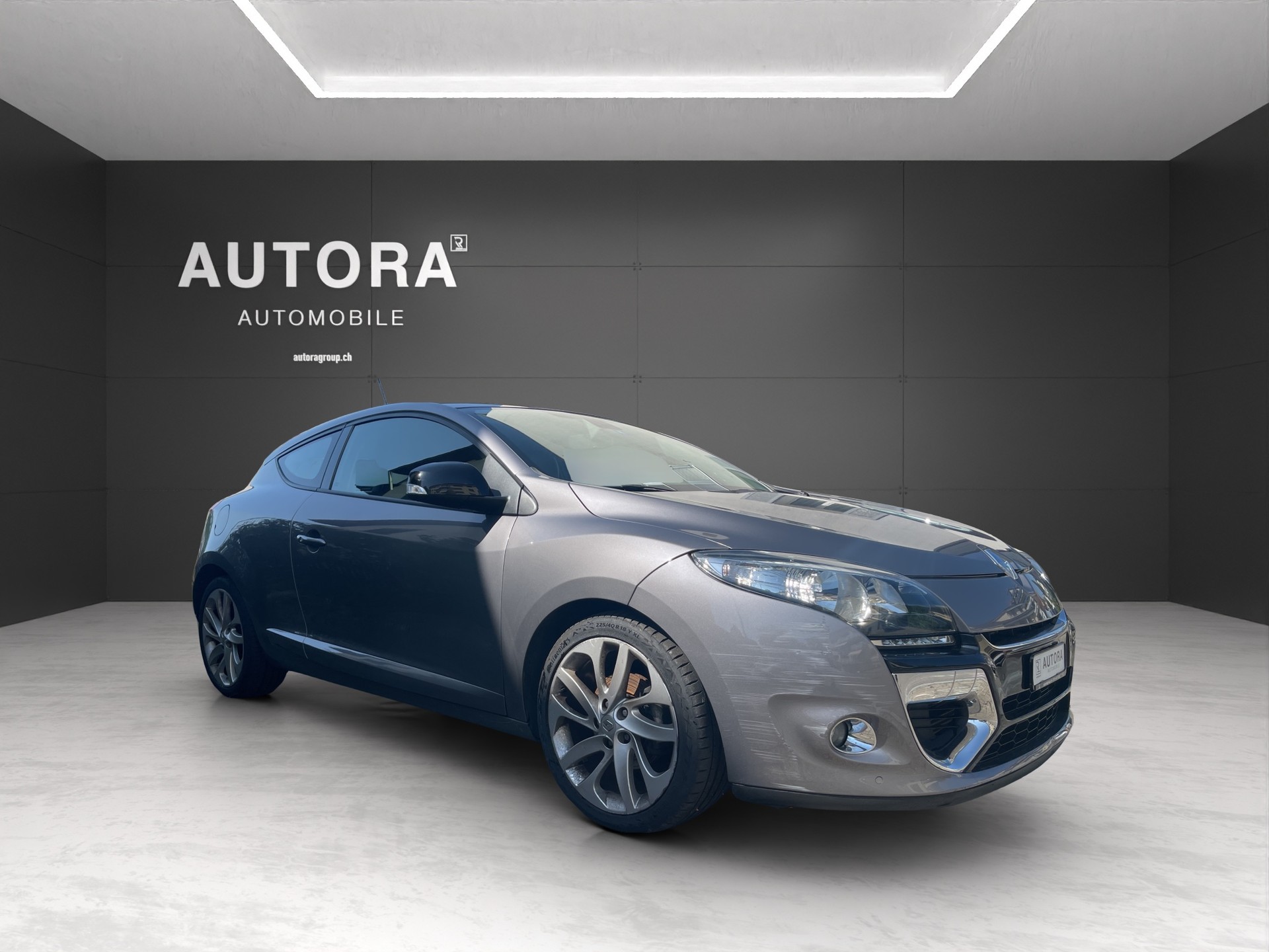 RENAULT Mégane 1.4 16V Turbo Bose-image-6