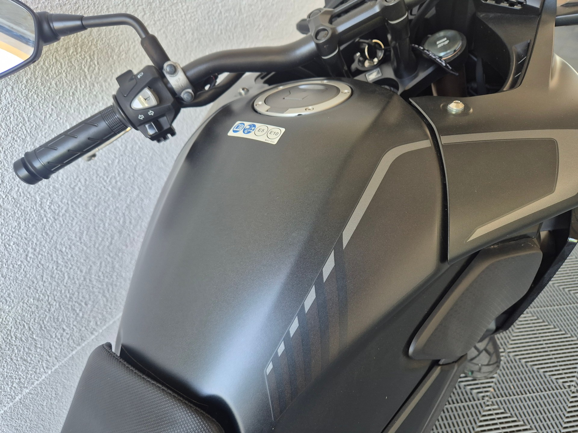 HONDA CB 500 X-image-11