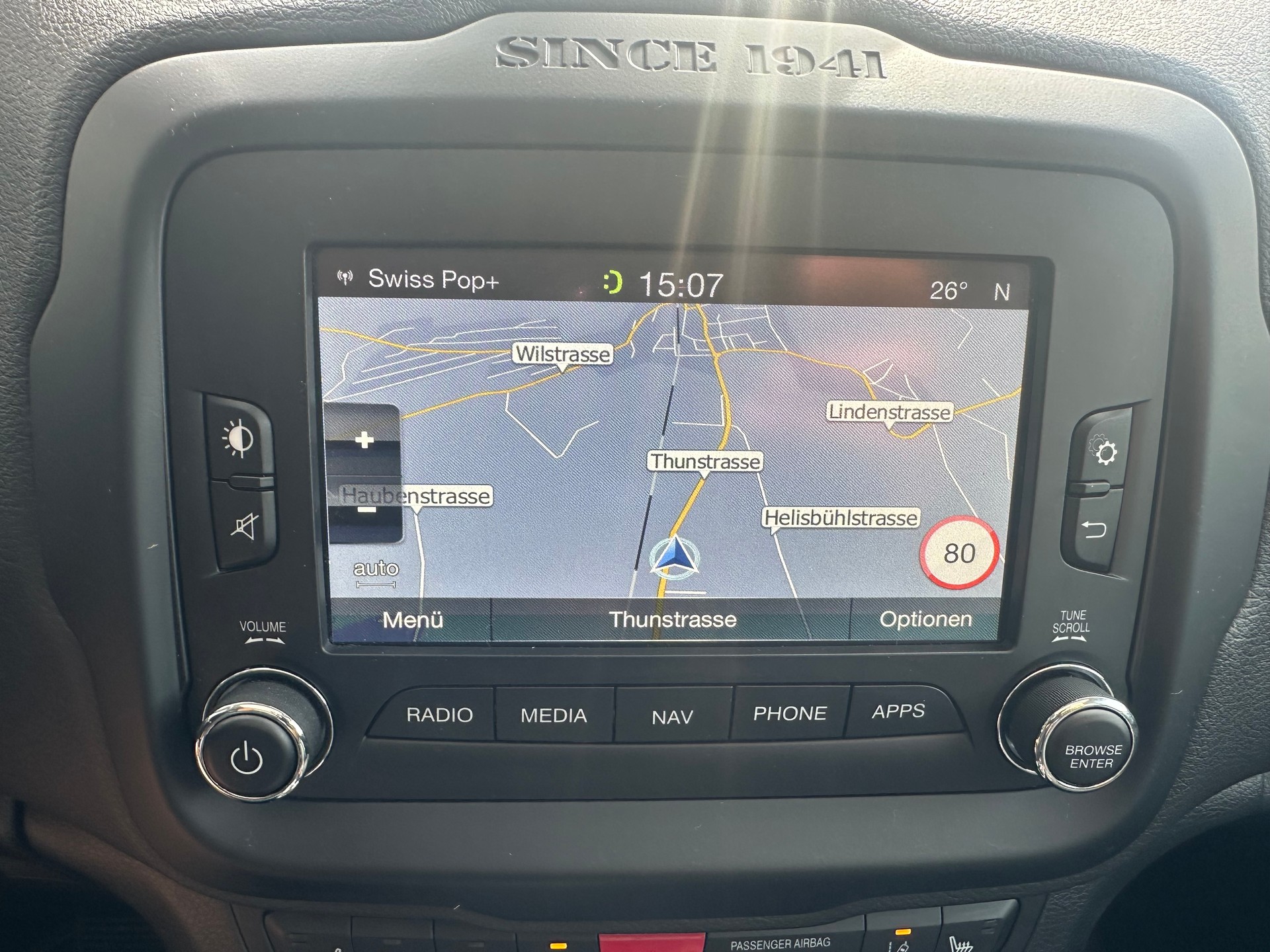 JEEP Renegade 1.4 Turbo Limited AWD-image-10