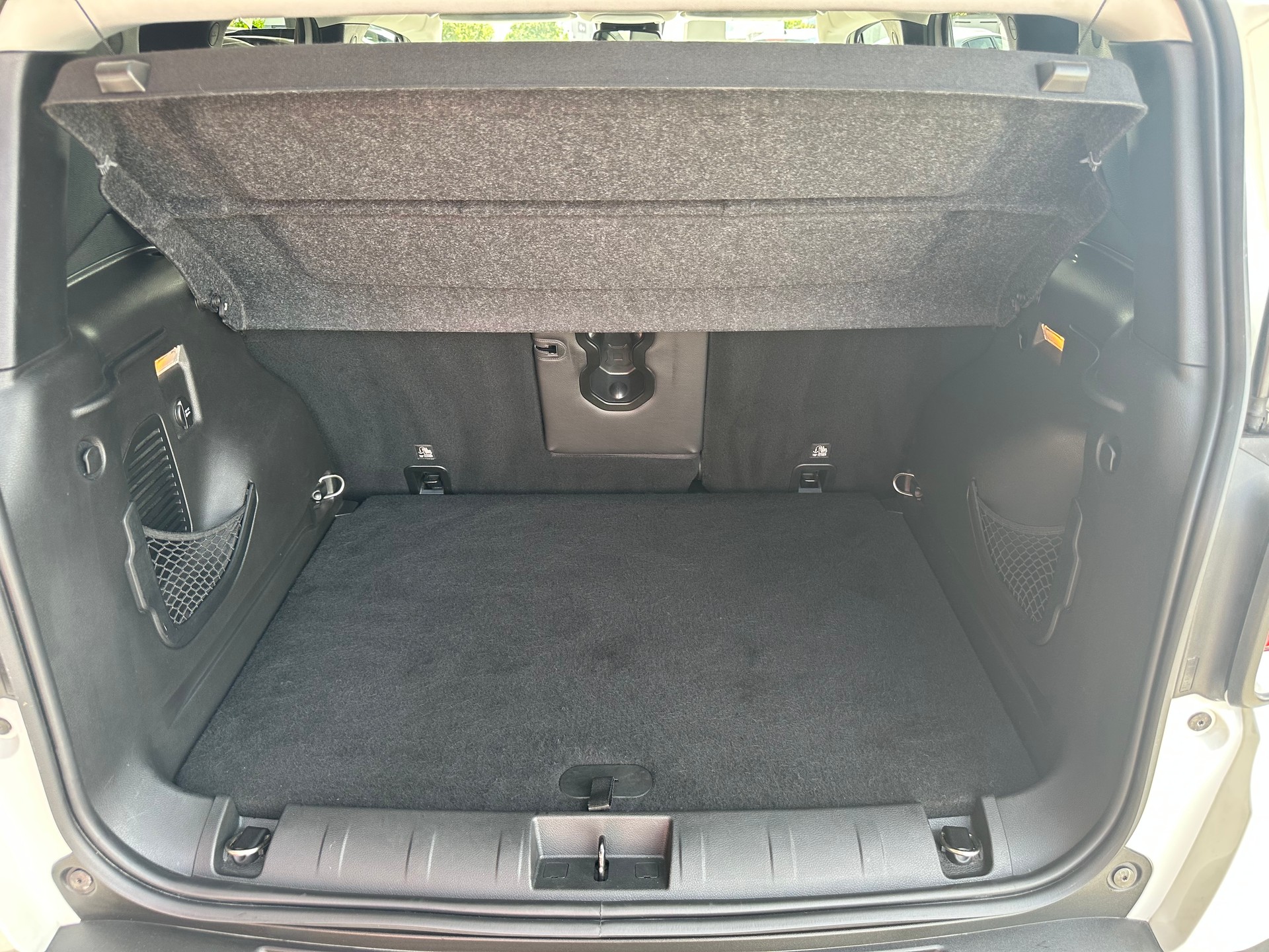 JEEP Renegade 1.4 Turbo Limited AWD-image-13