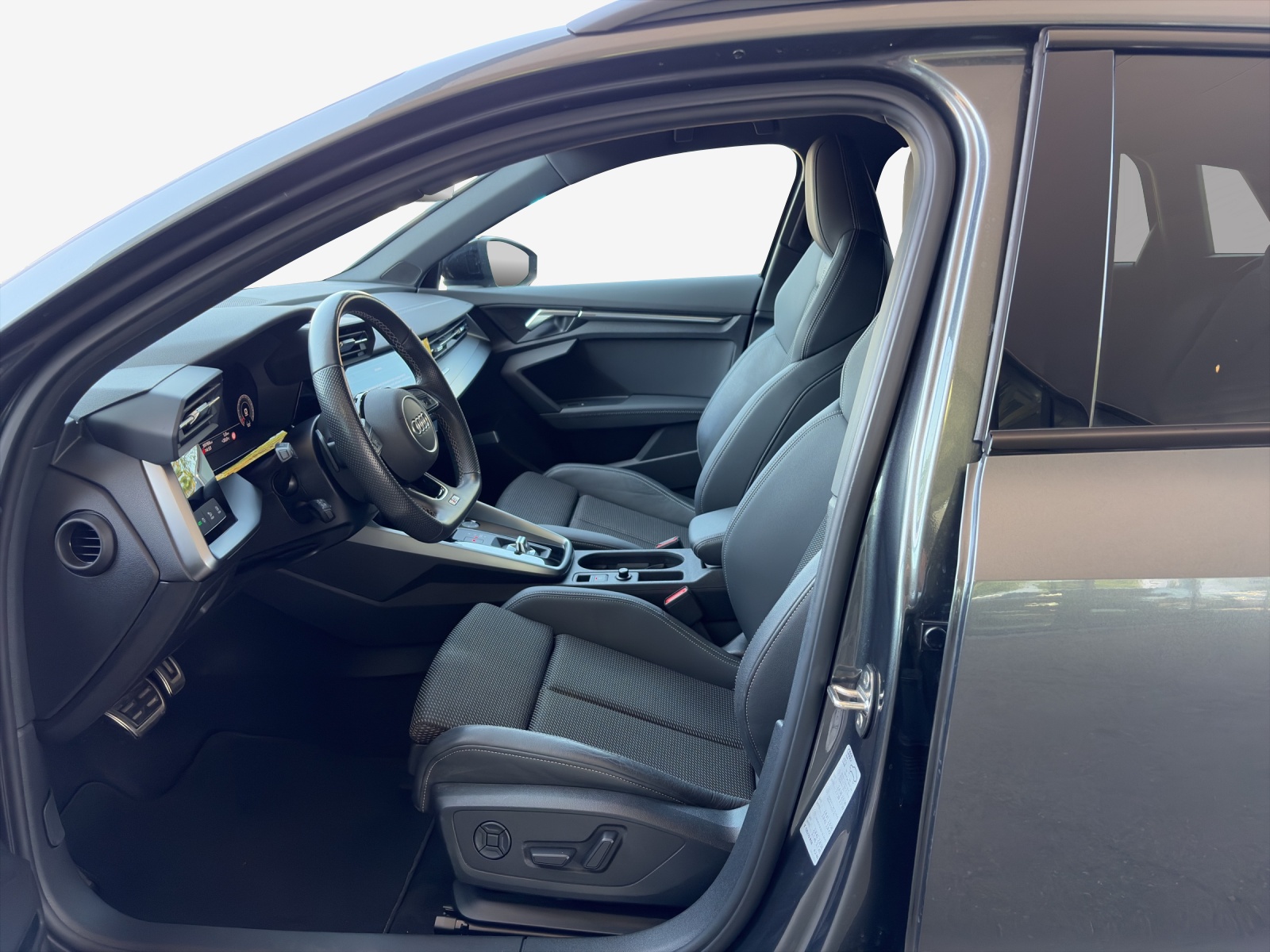 AUDI A3 Sportback 40 TFSI S line quattro S-tronic-image-7