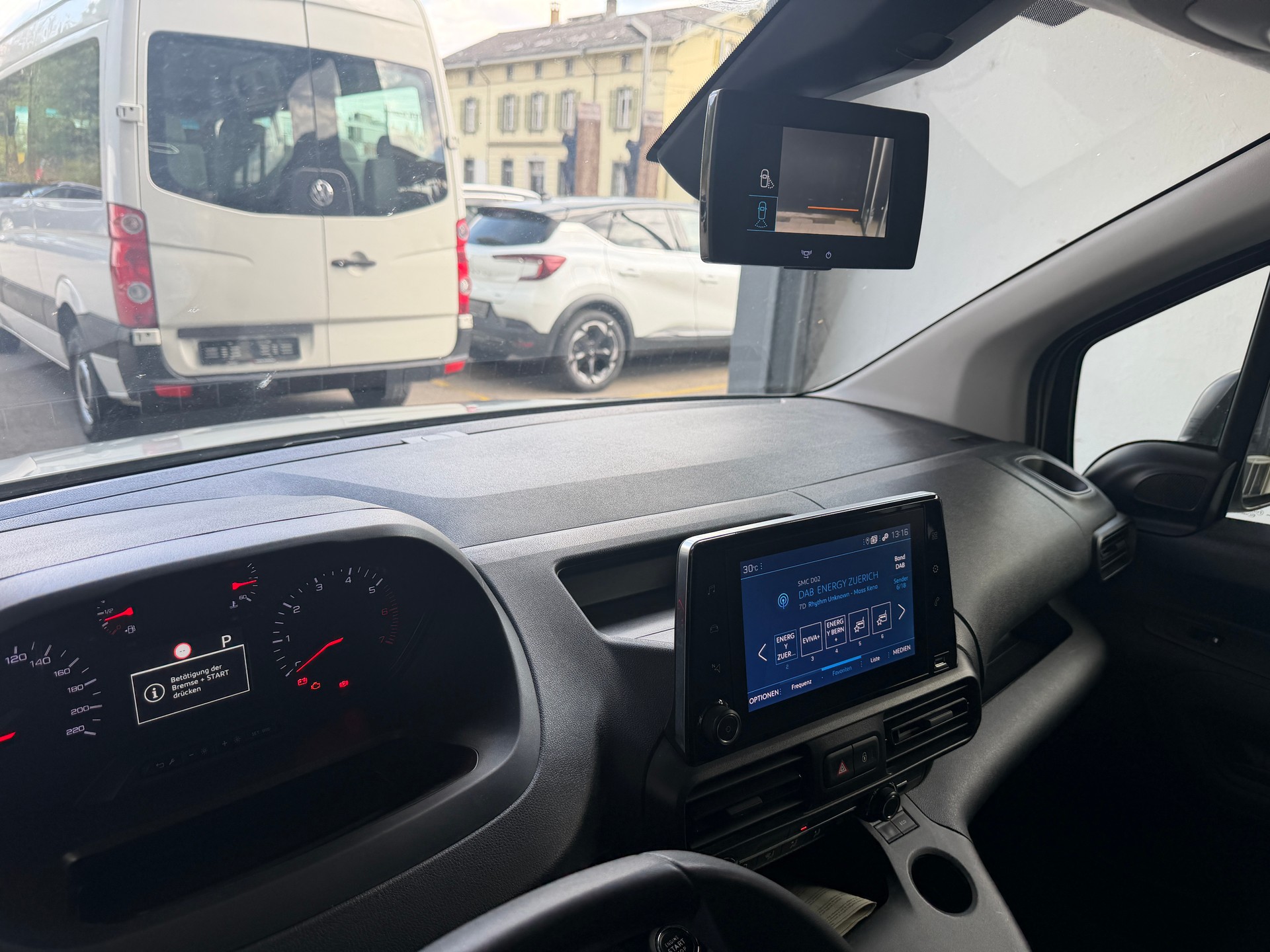 PEUGEOT Partner 1.5 Blue HDi s/s Premium Long EAT8 1000kg-image-4
