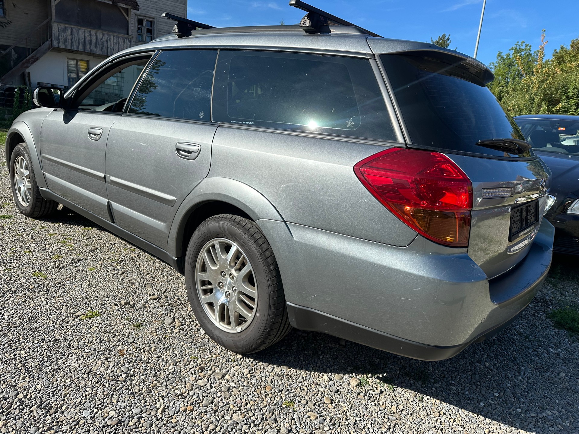SUBARU Outback 2.5i AWD-image-4