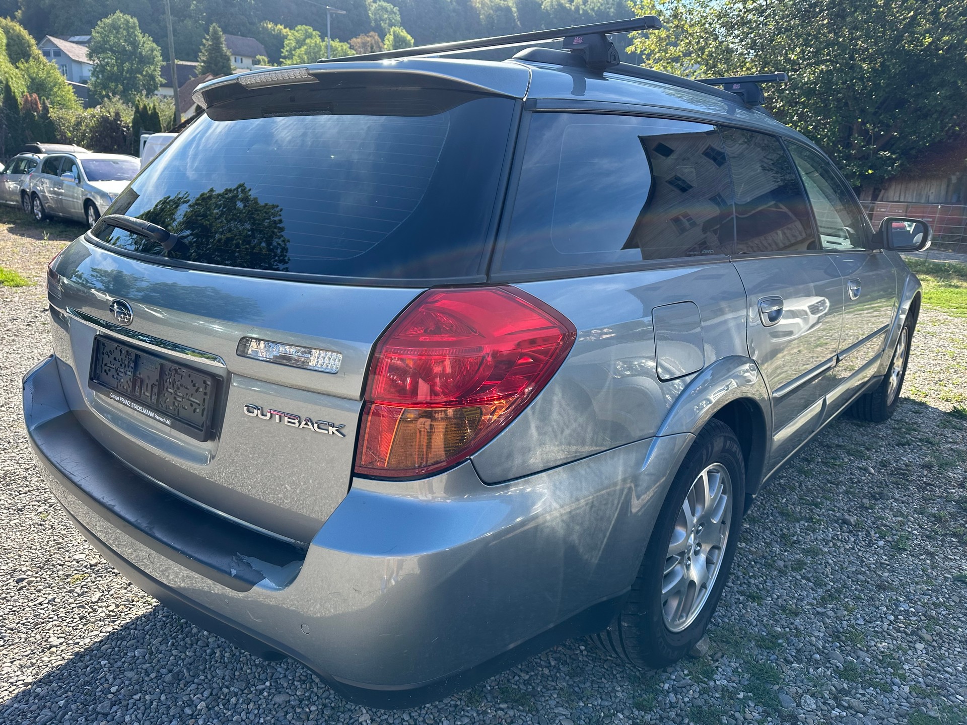 SUBARU Outback 2.5i AWD-image-3