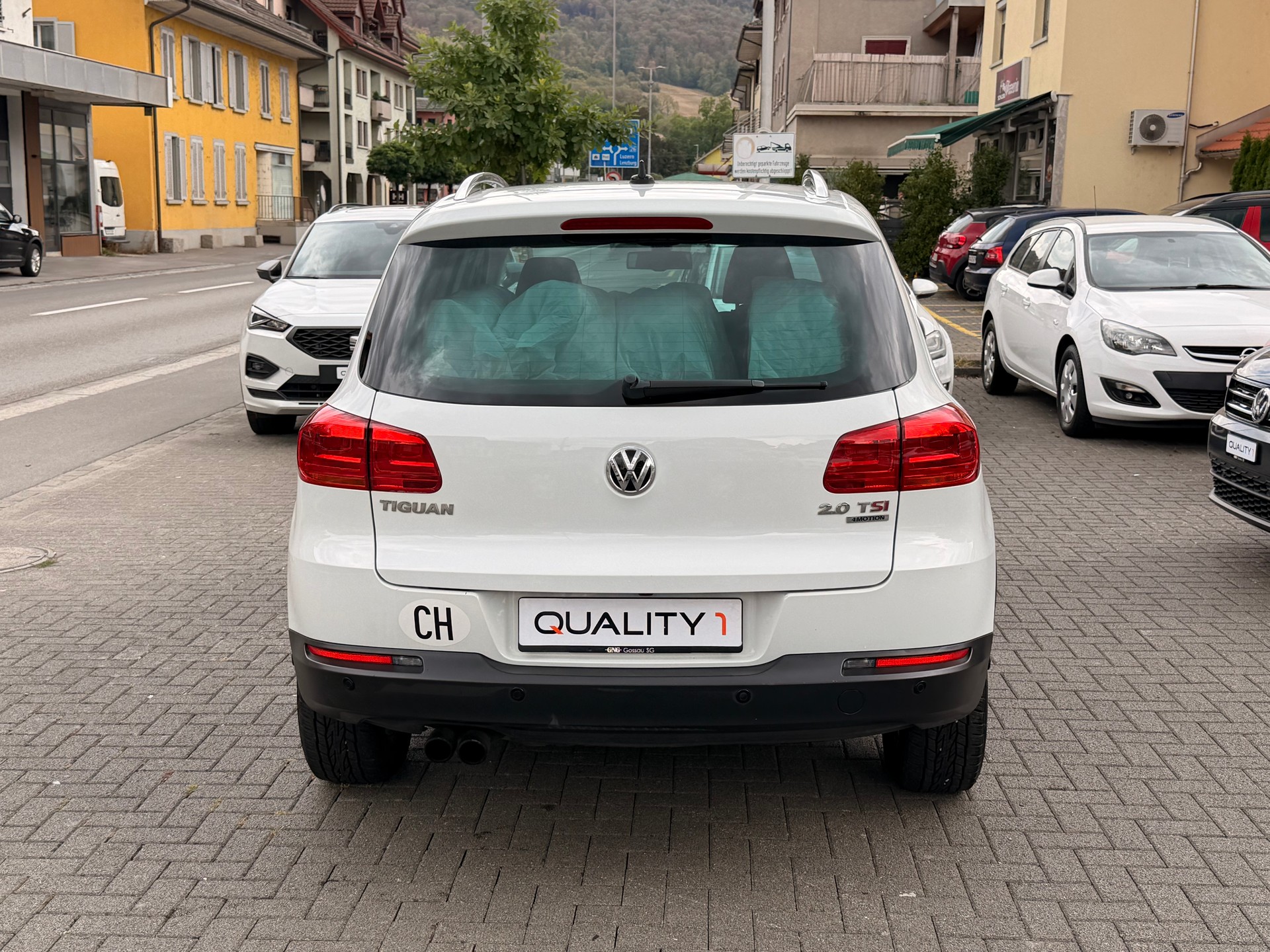 VW Tiguan 2.0 TSI Sport&Style 4Motion DSG-image-5