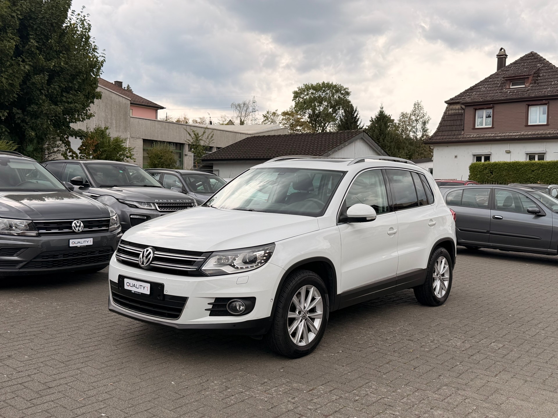 VW Tiguan 2.0 TSI Sport&Style 4Motion DSG-image-4
