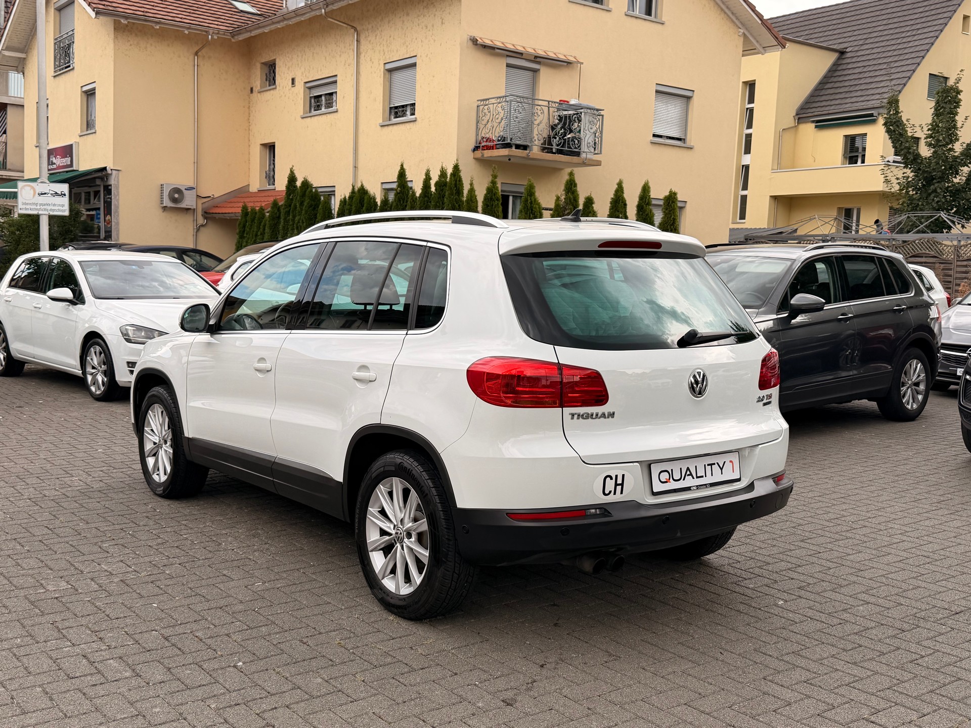 VW Tiguan 2.0 TSI Sport&Style 4Motion DSG-image-6