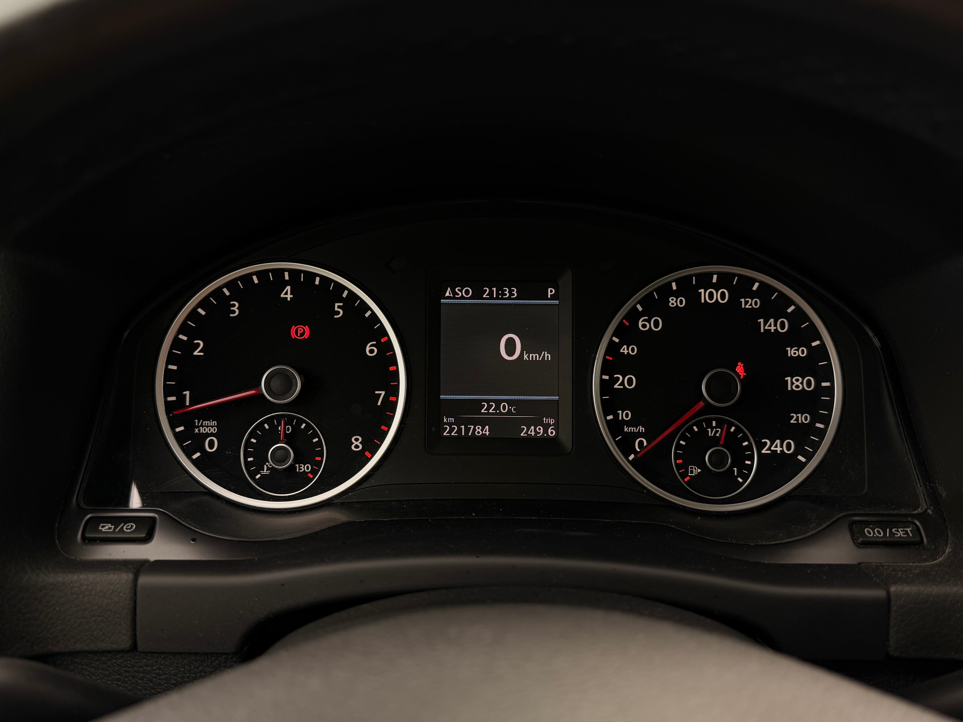 VW Tiguan 2.0 TSI Sport&Style 4Motion DSG-image-22