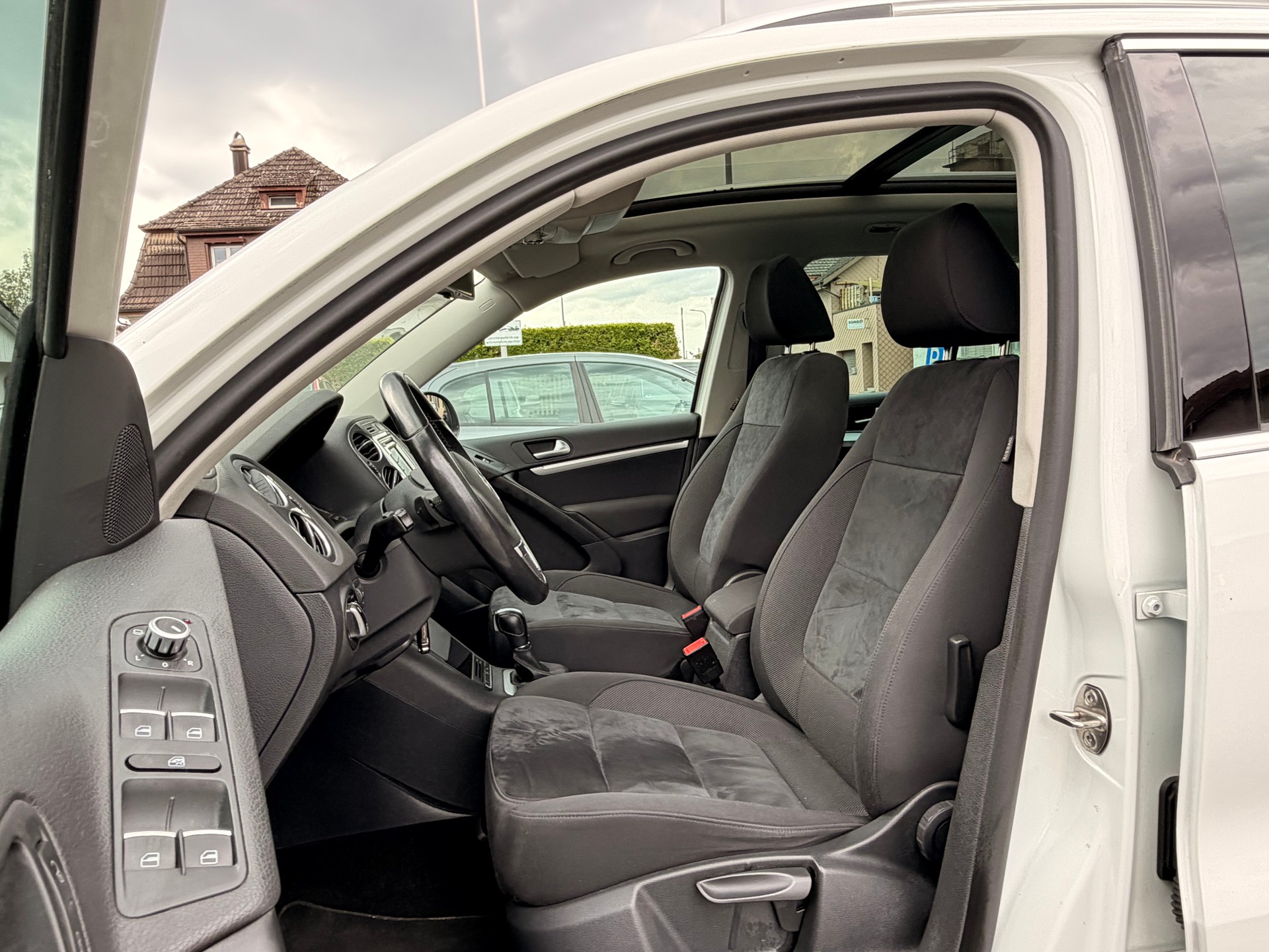 VW Tiguan 2.0 TSI Sport&Style 4Motion DSG-image-20