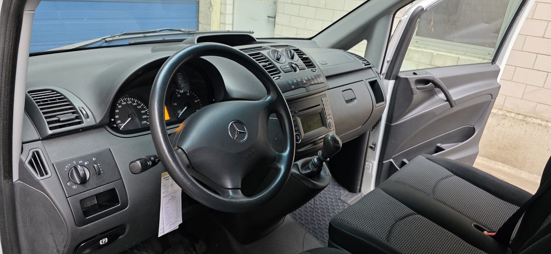 MERCEDES-BENZ Vito 113 CDI-image-6