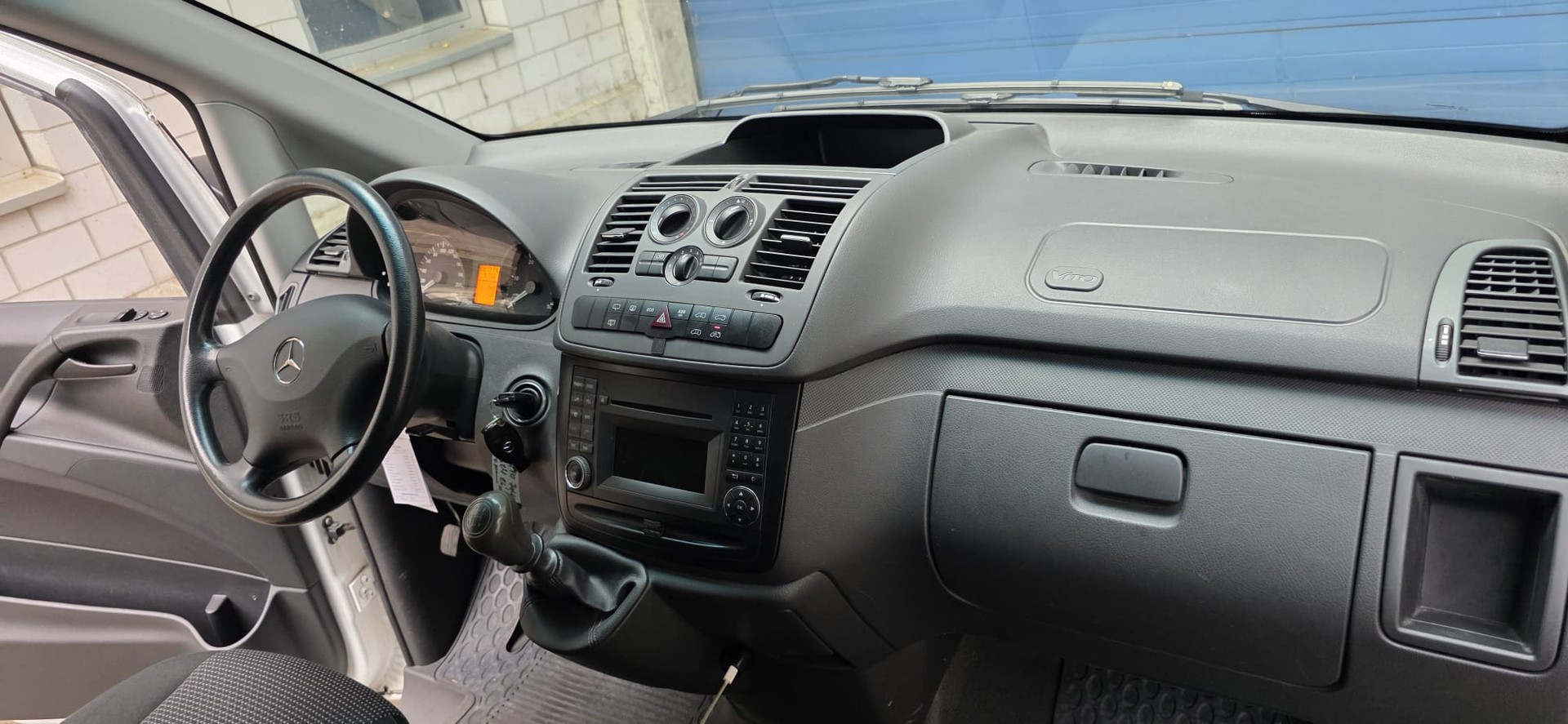 MERCEDES-BENZ Vito 113 CDI-image-9