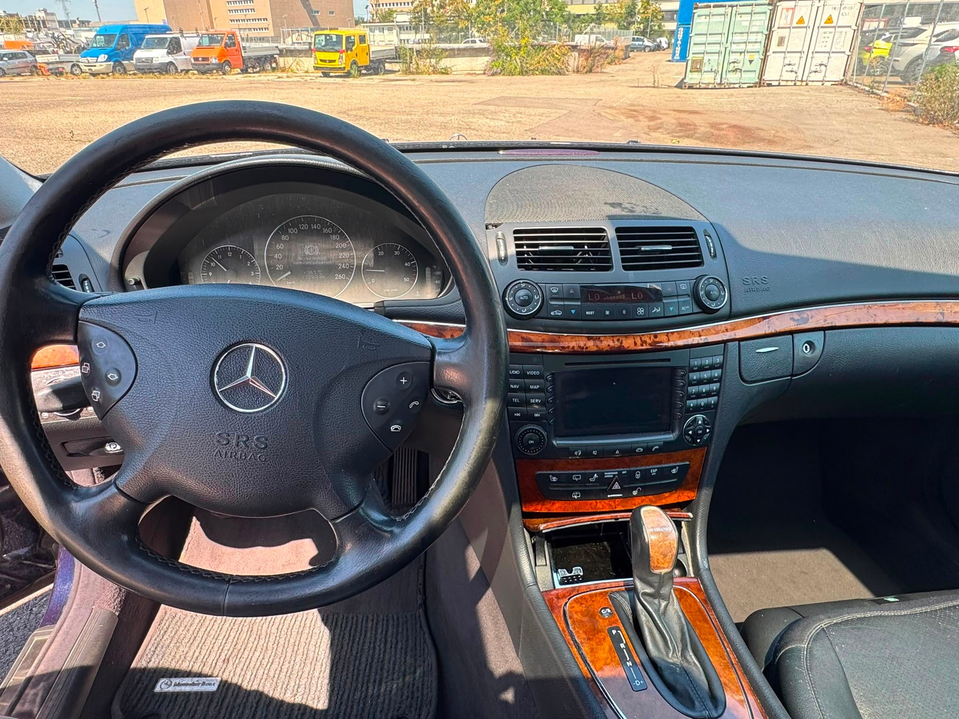 MERCEDES-BENZ E 320 CDI Elégance Automatic-image-8