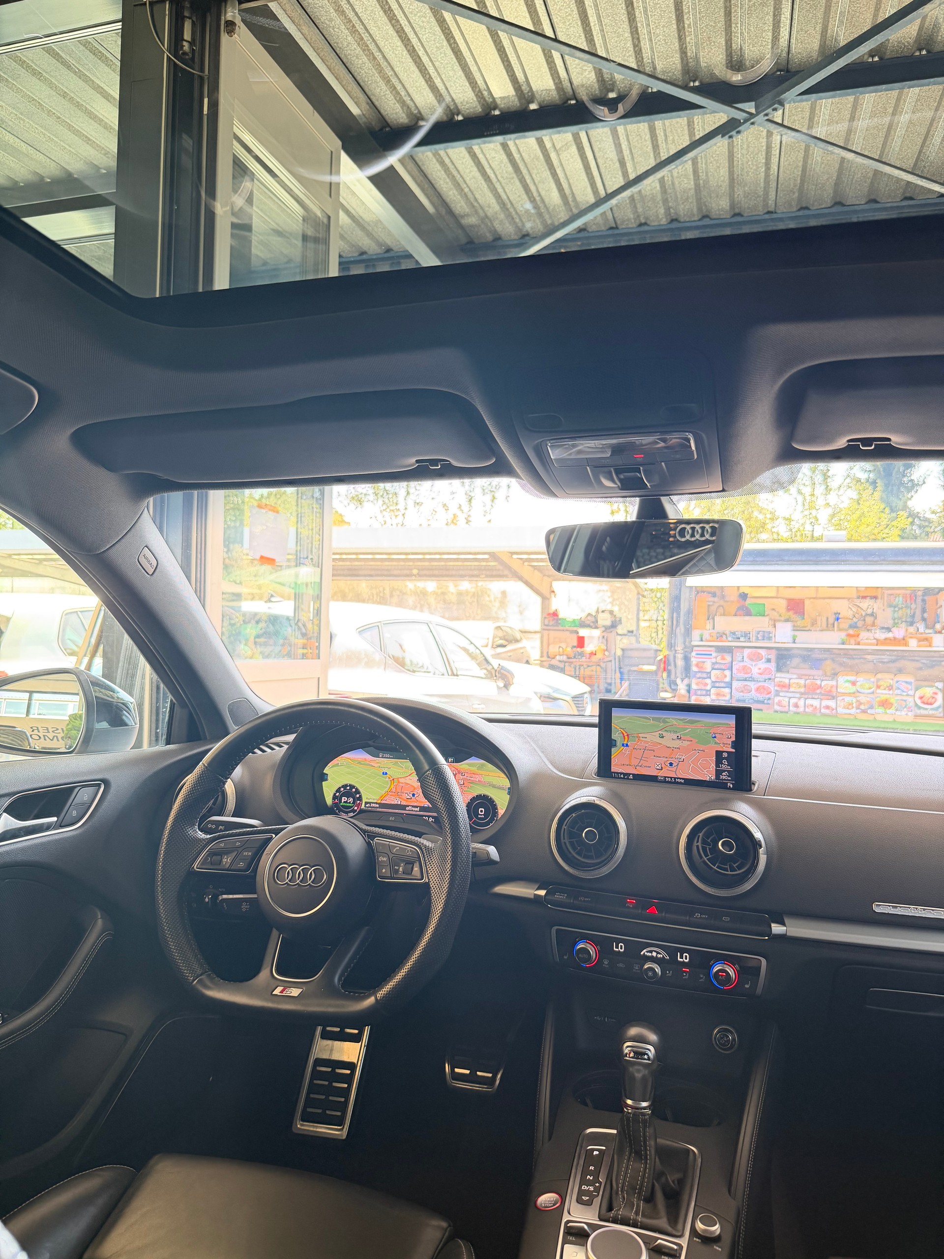 AUDI S3 Sportback 2.0 T FSI quattro S-Tronic-image-10