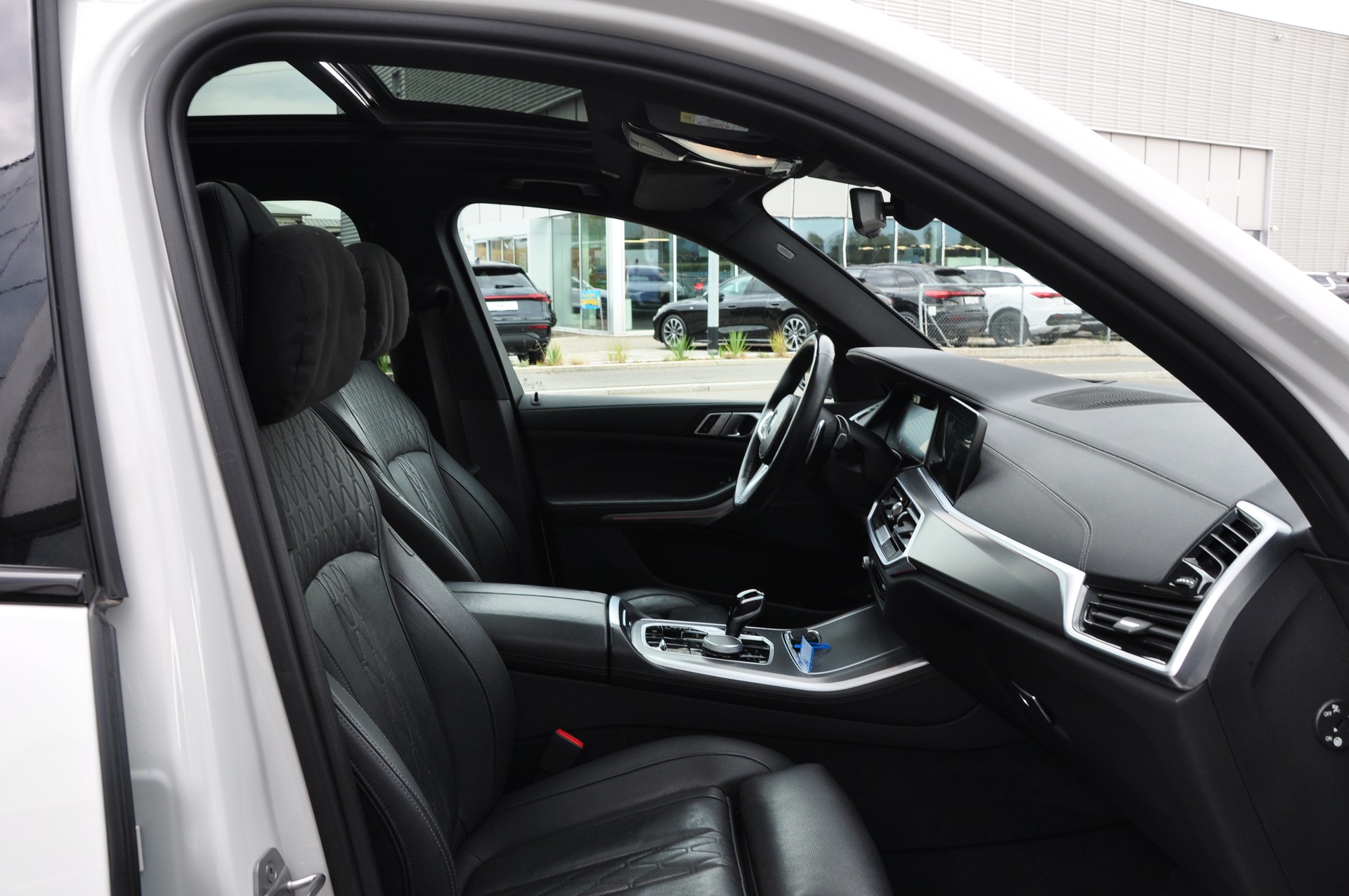 BMW X5 xDrive45e M Sport Steptronic-image-20