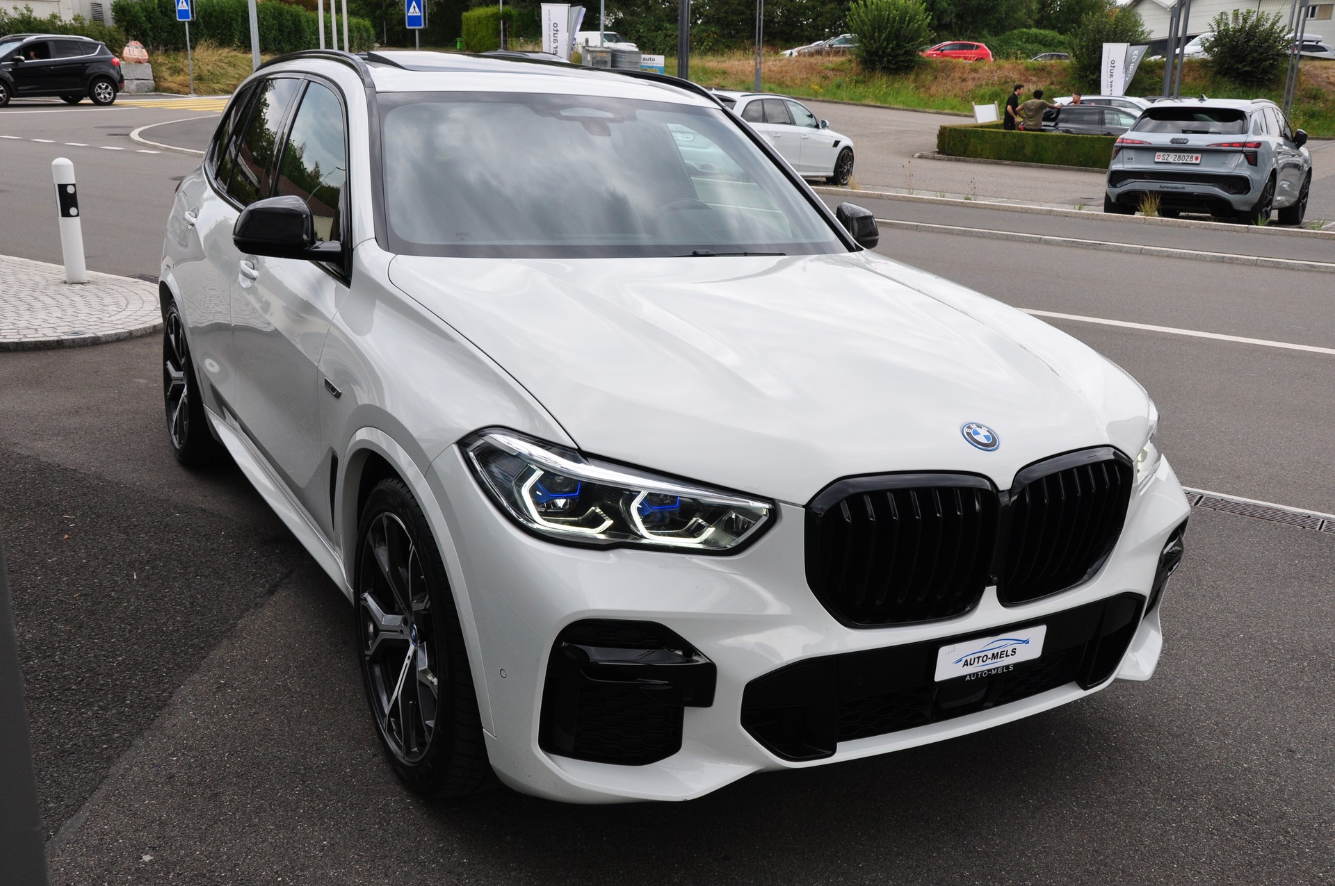 BMW X5 xDrive45e M Sport Steptronic-image-11