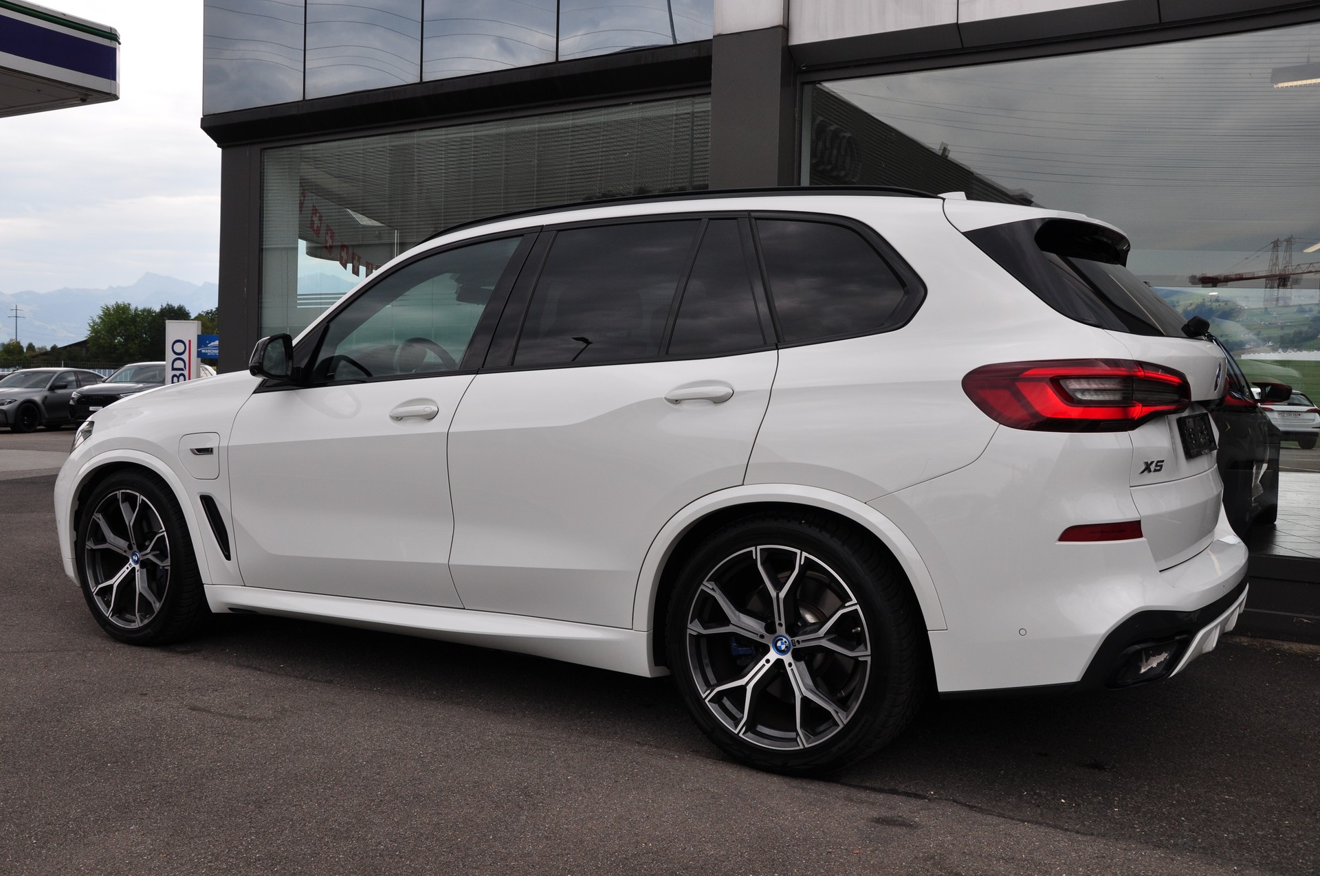 BMW X5 xDrive45e M Sport Steptronic-image-8